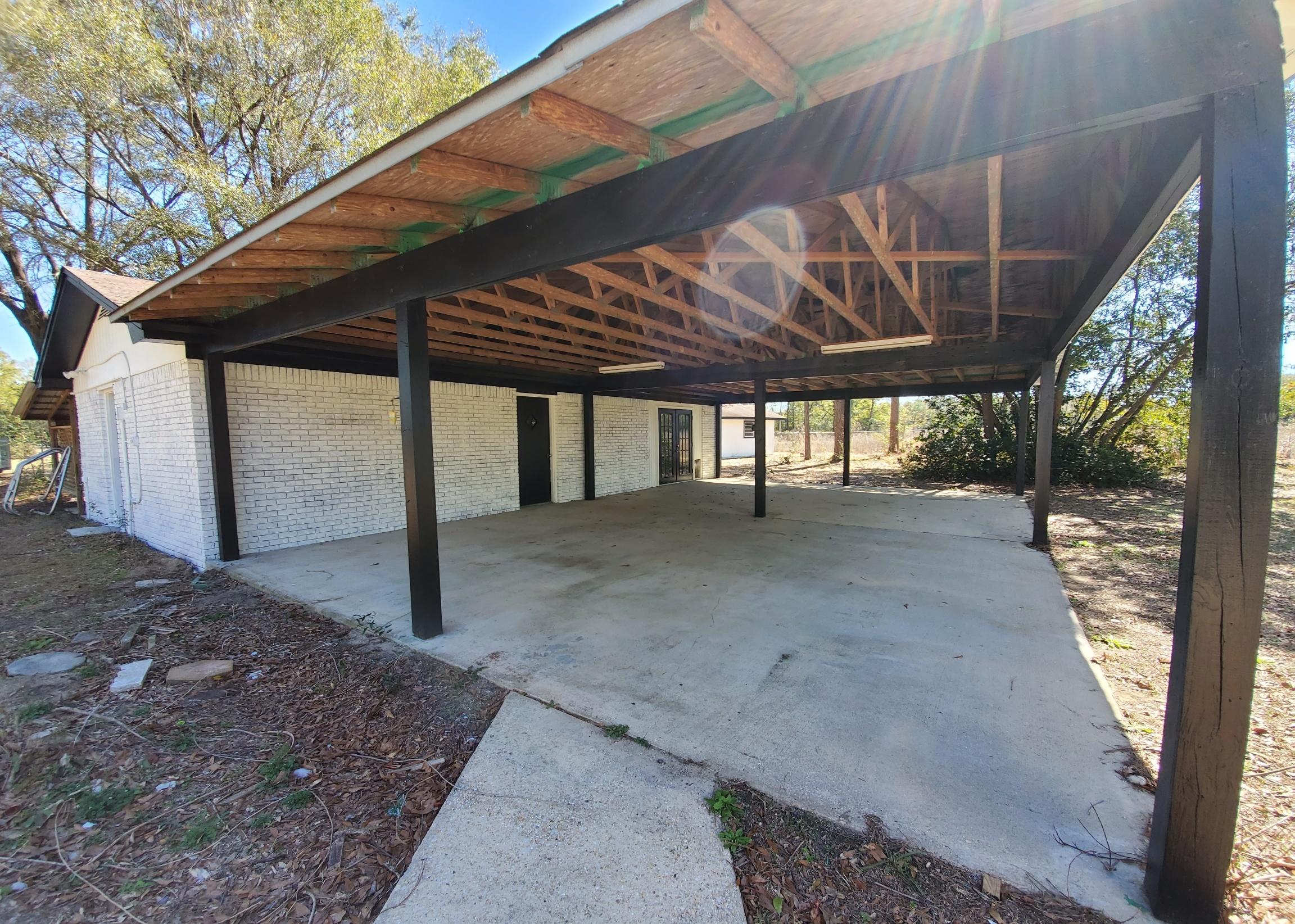 NO RECORDED SUBDIVISION - Residential