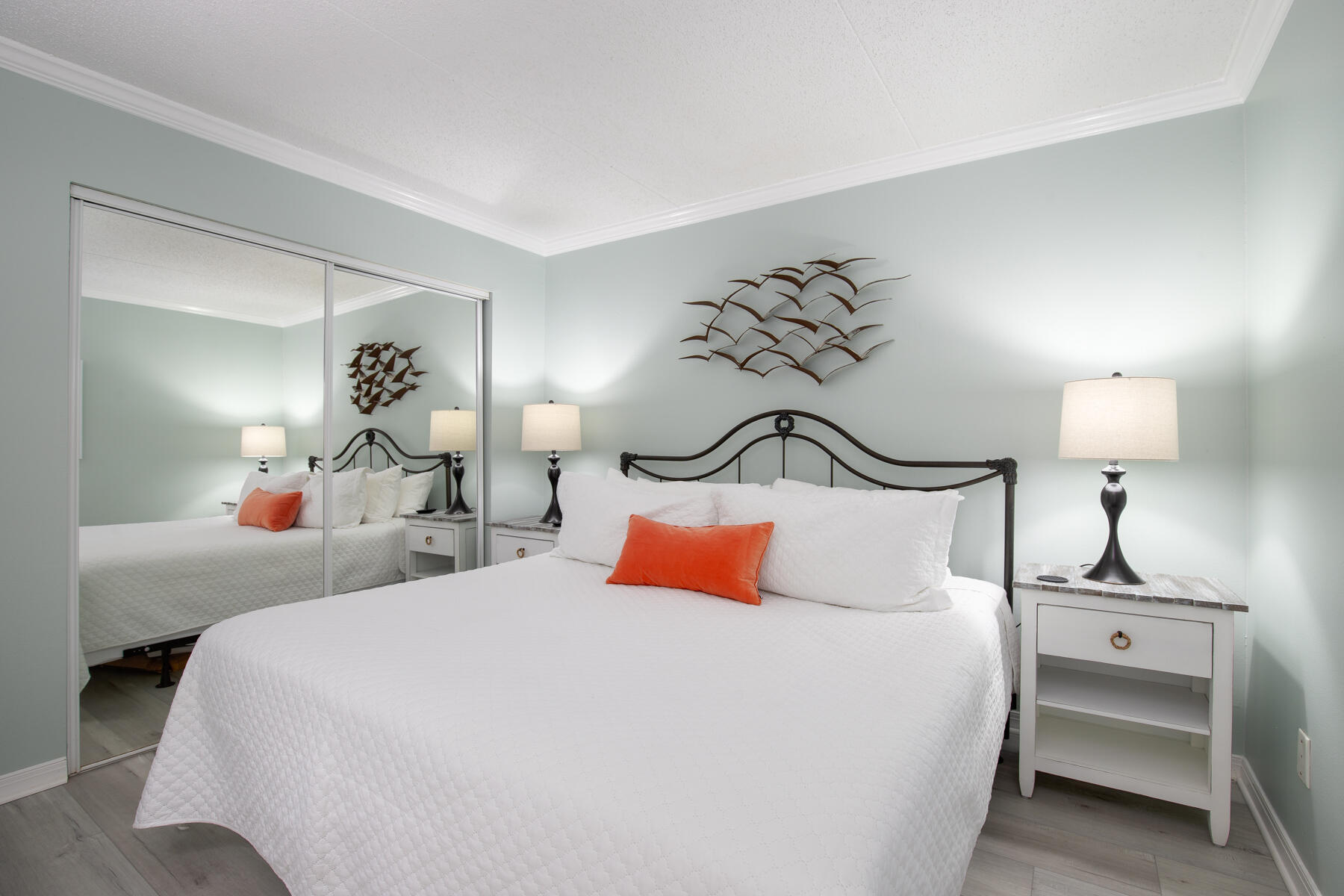 ISLAND ECHO CONDO - Residential