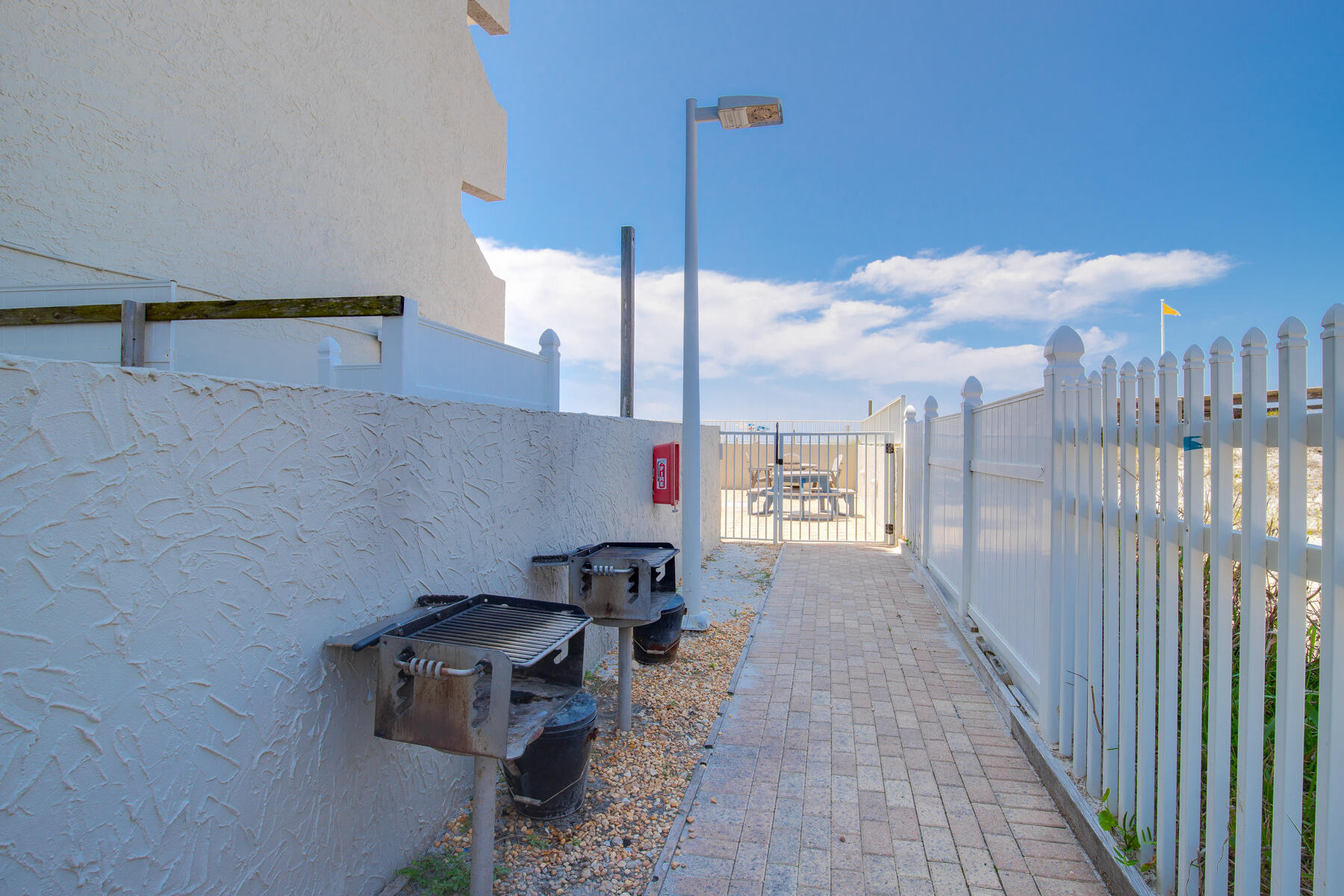 ISLAND ECHO CONDO - Residential