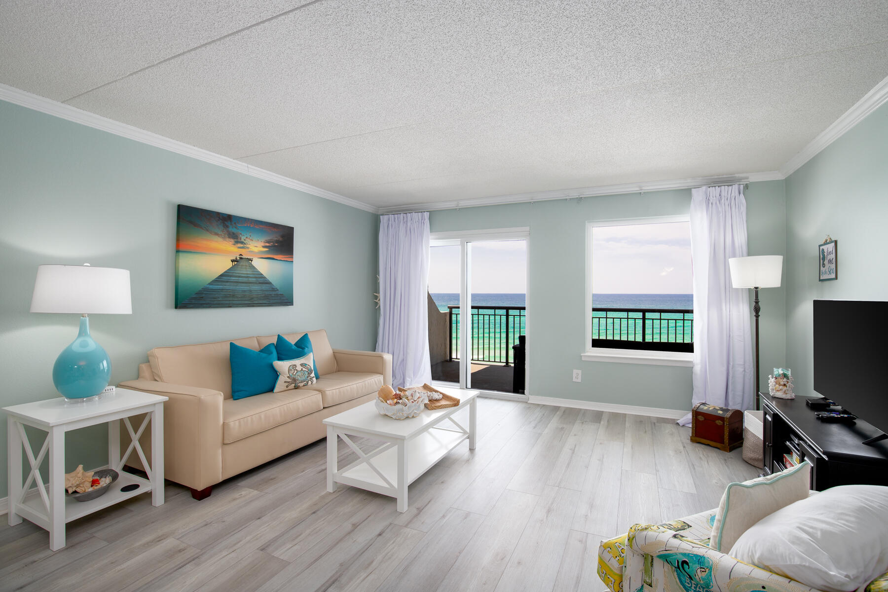 ISLAND ECHO CONDO - Residential