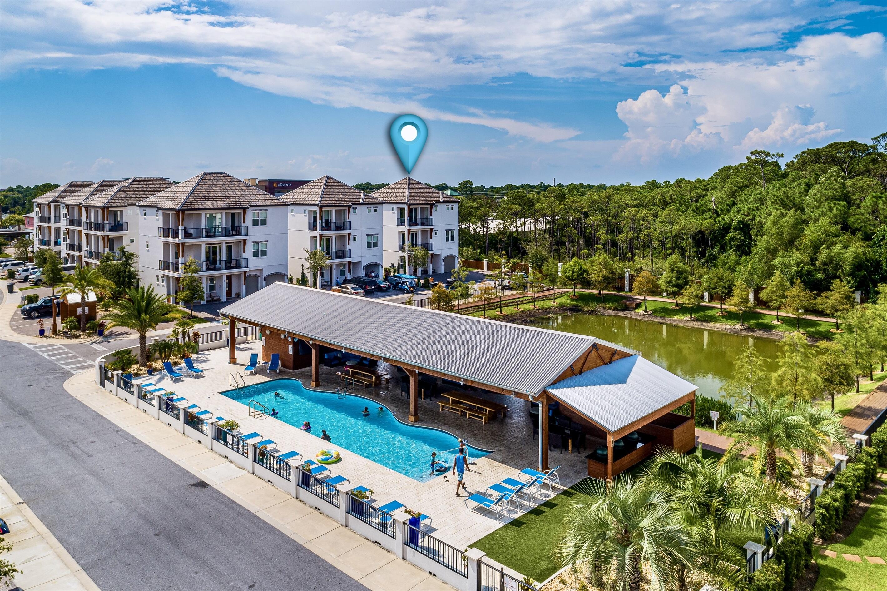 The Retreat at Miramar - Residential