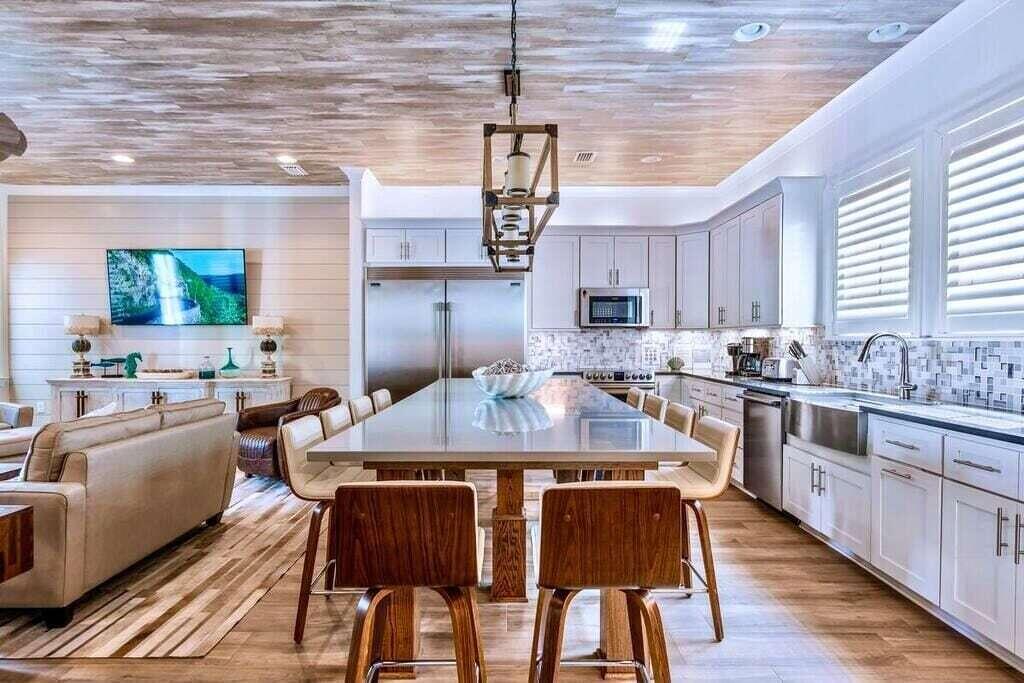 The Retreat at Miramar - Residential