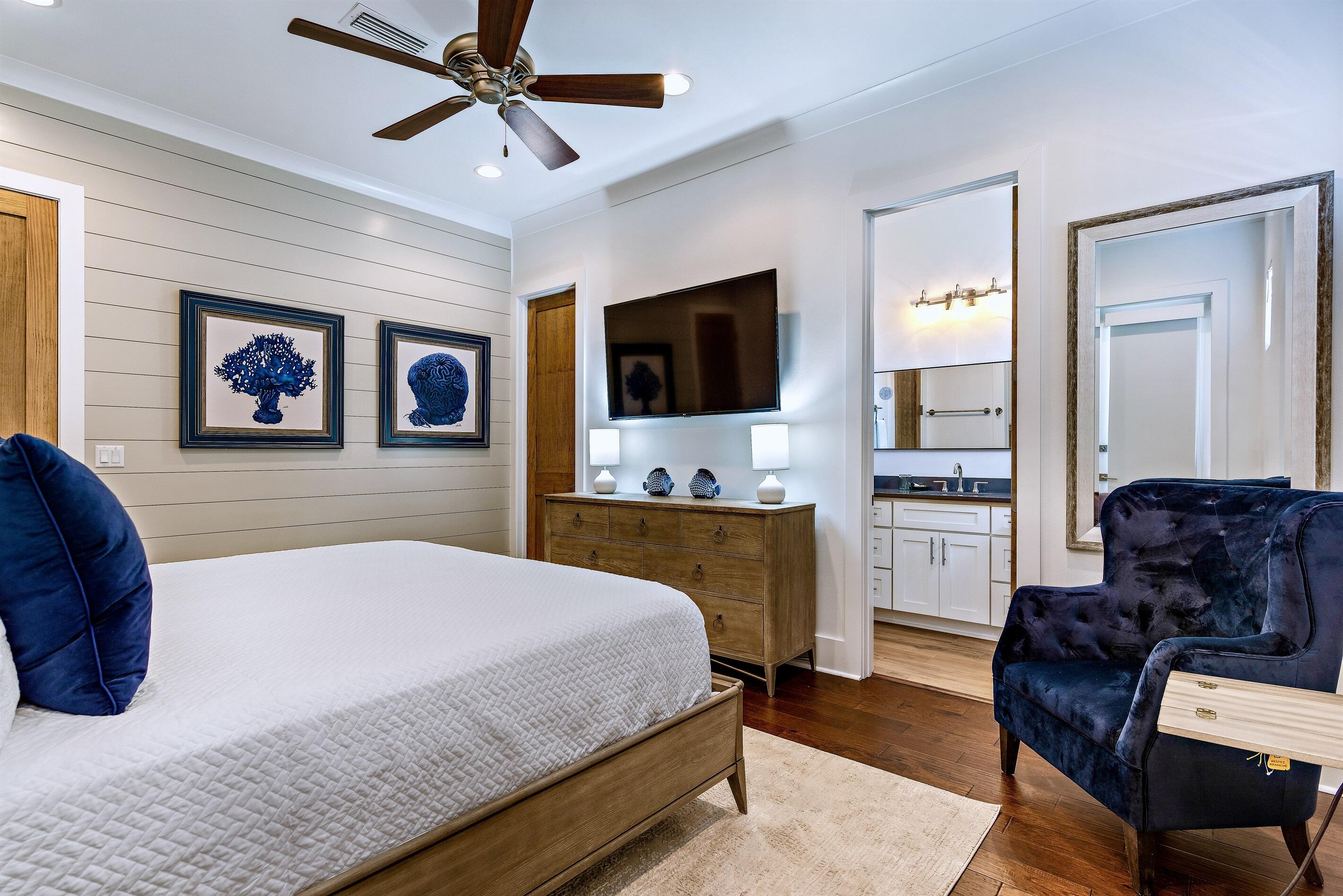 The Retreat at Miramar - Residential