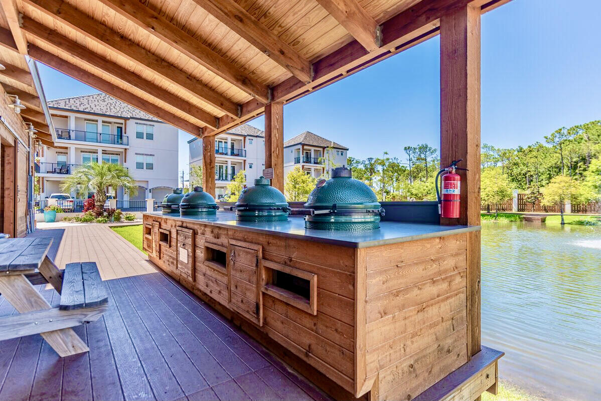 The Retreat at Miramar - Residential