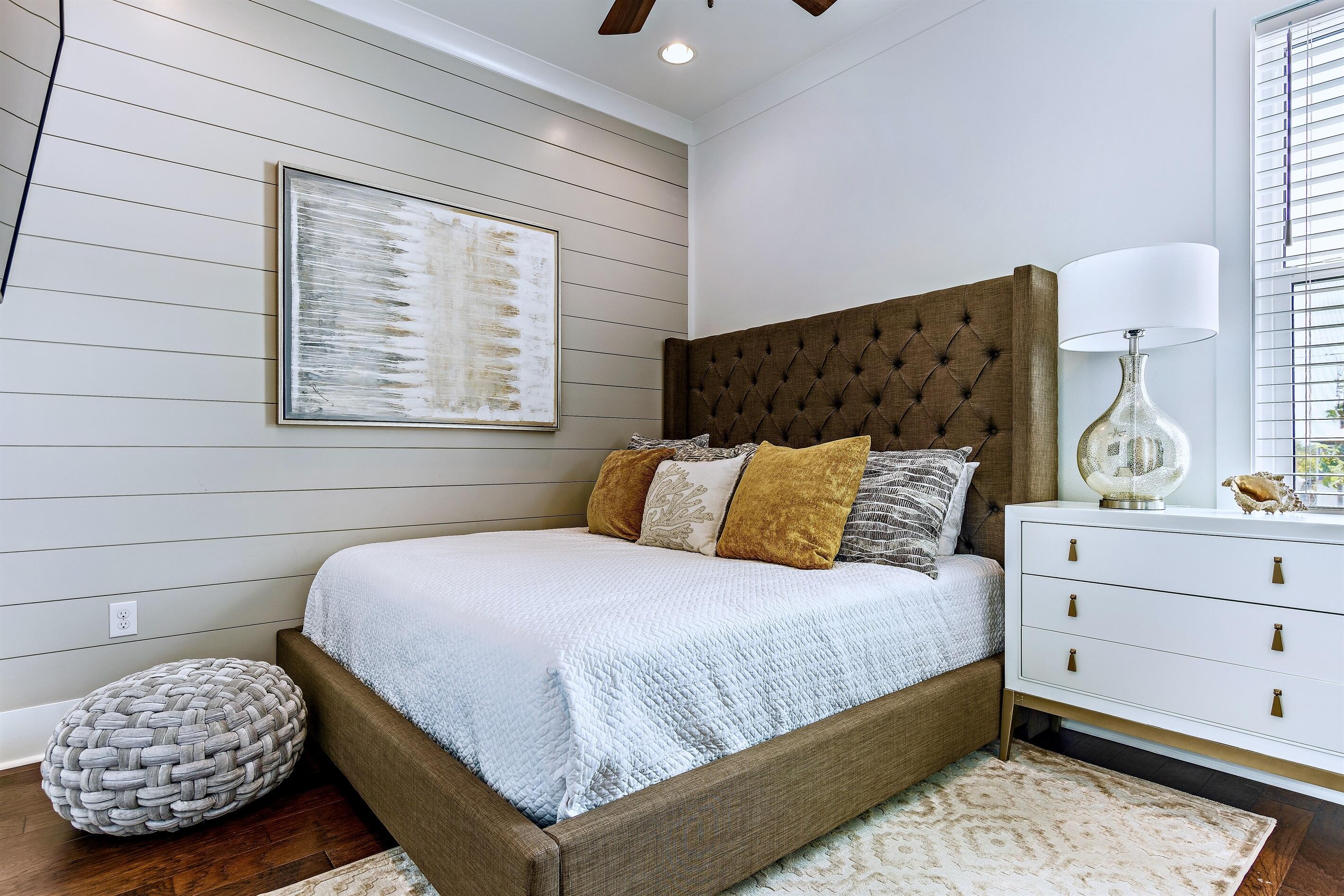 The Retreat at Miramar - Residential