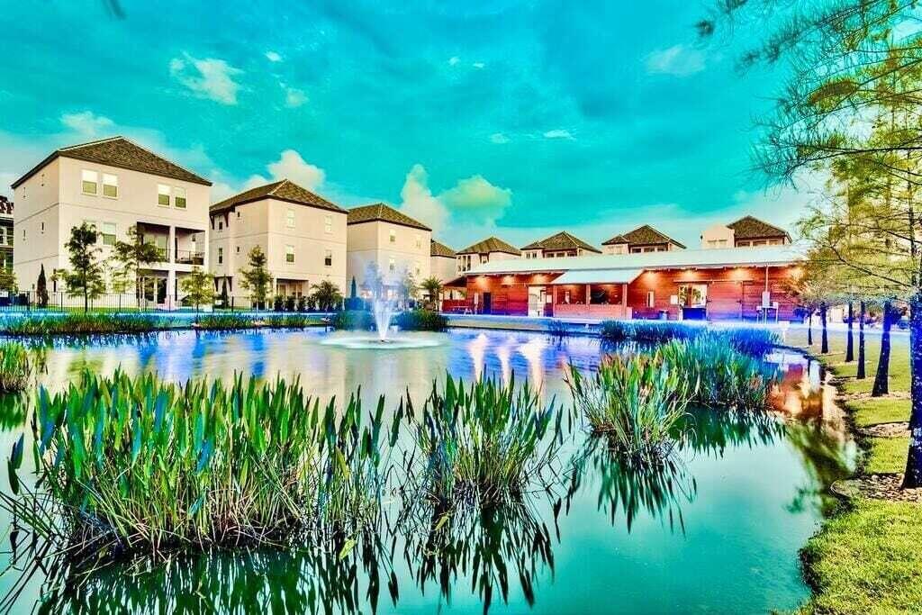 The Retreat at Miramar - Residential