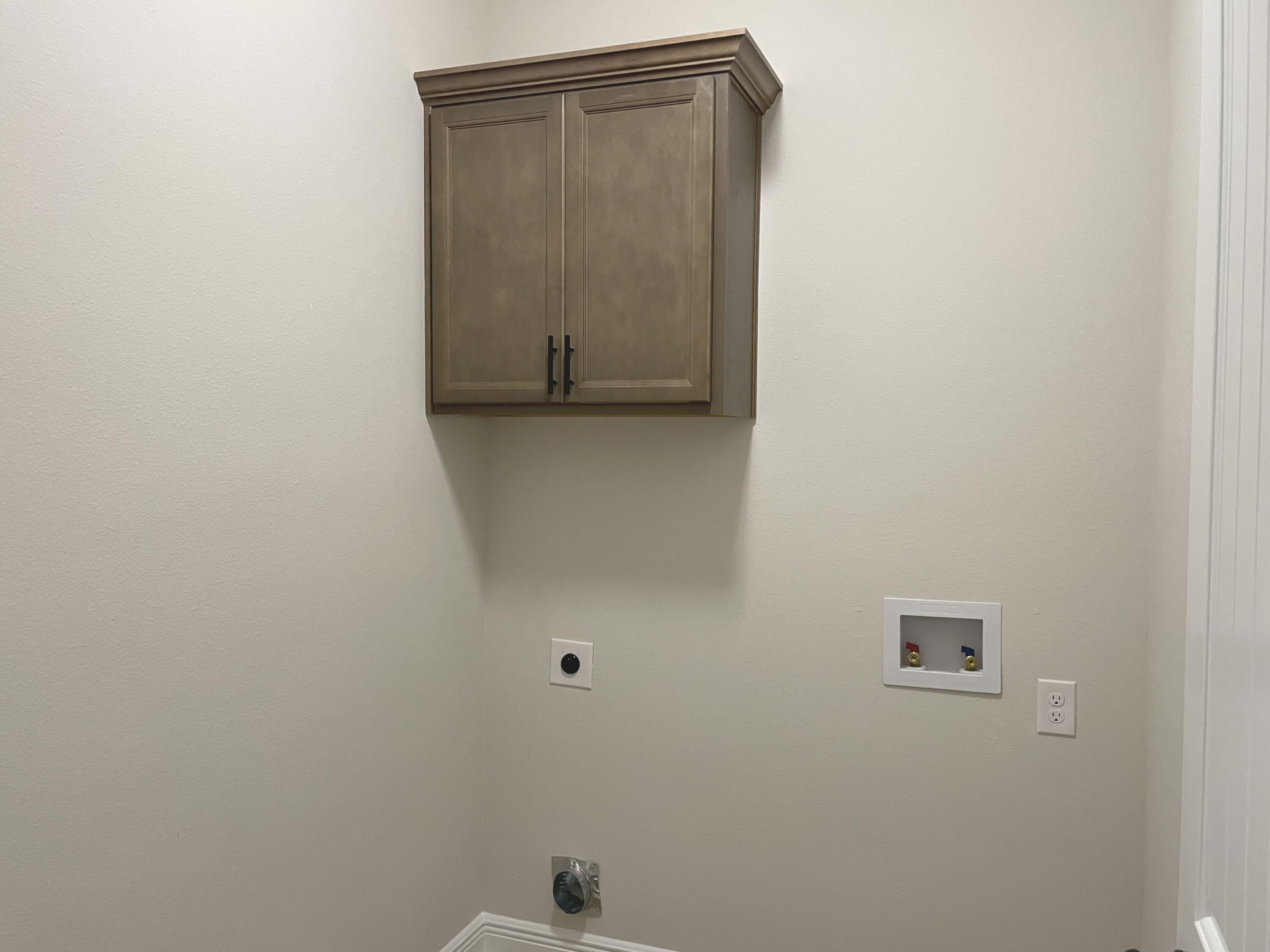 THE BLUFFS AT LAFAYETTE - Residential