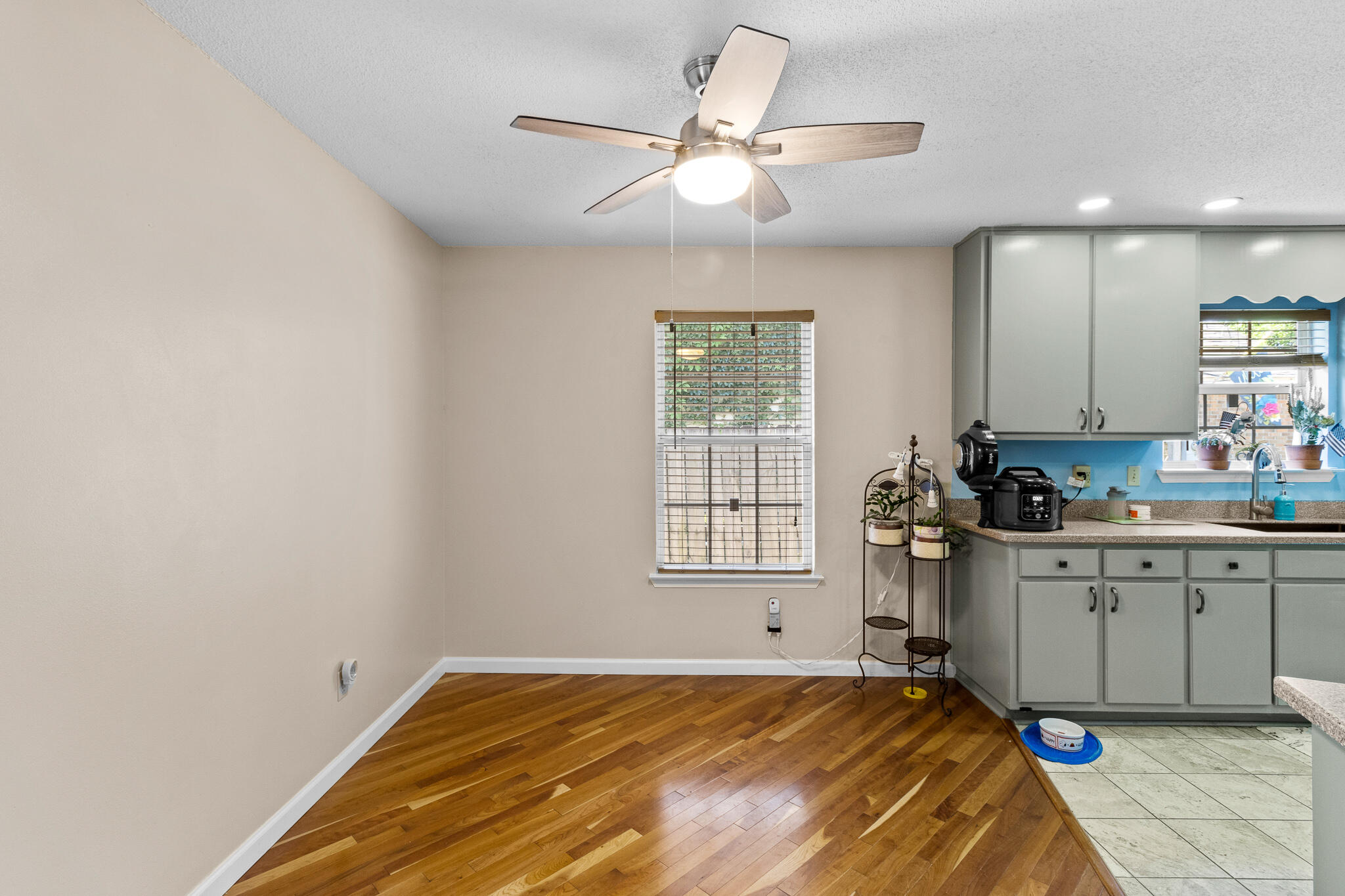 SUMMER TREE - Residential