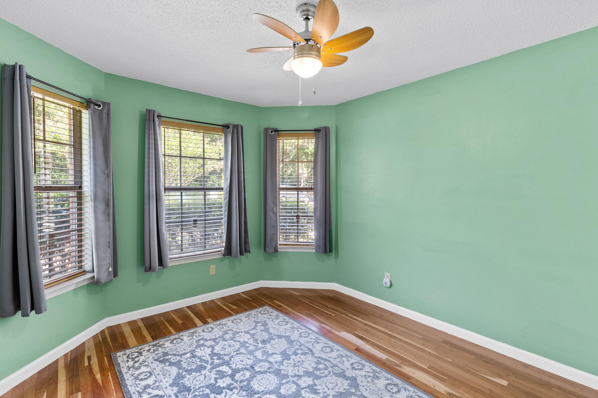 SUMMER TREE - Residential