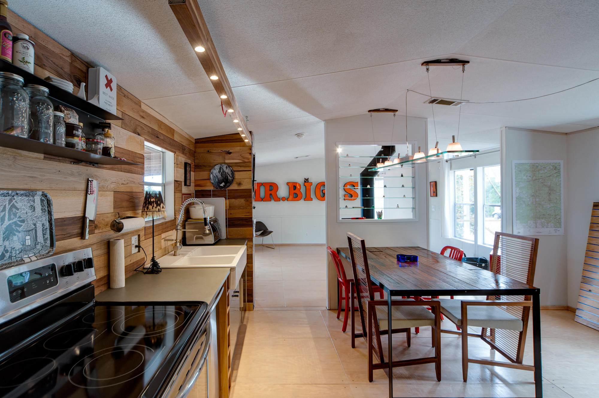 NO RECORDED SUBDIVISION - Residential