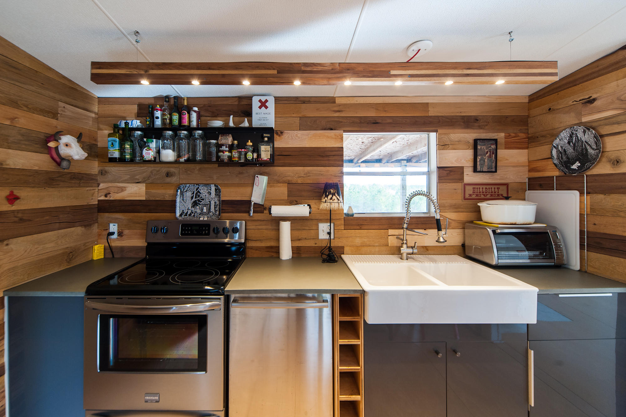 NO RECORDED SUBDIVISION - Residential