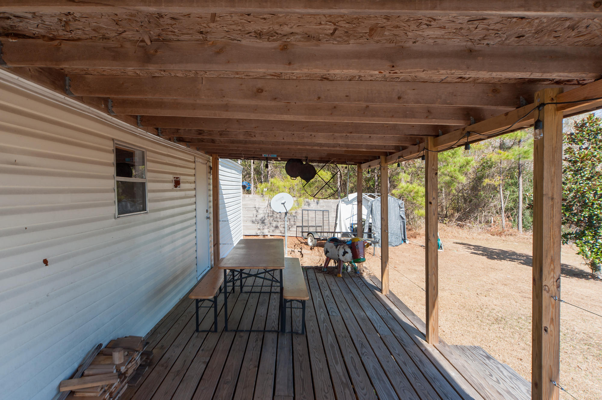 NO RECORDED SUBDIVISION - Residential