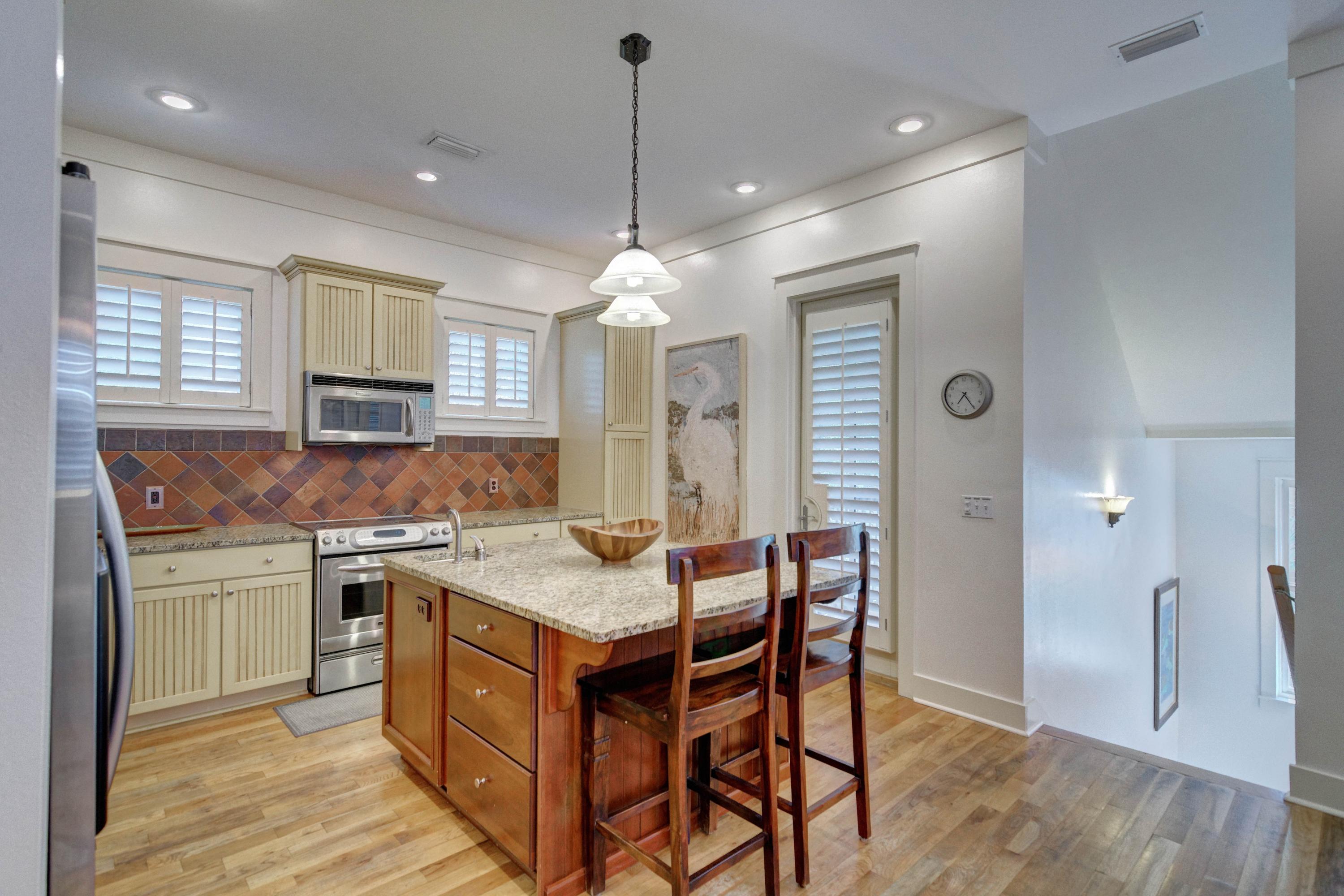 SUNSET BEACH - Residential