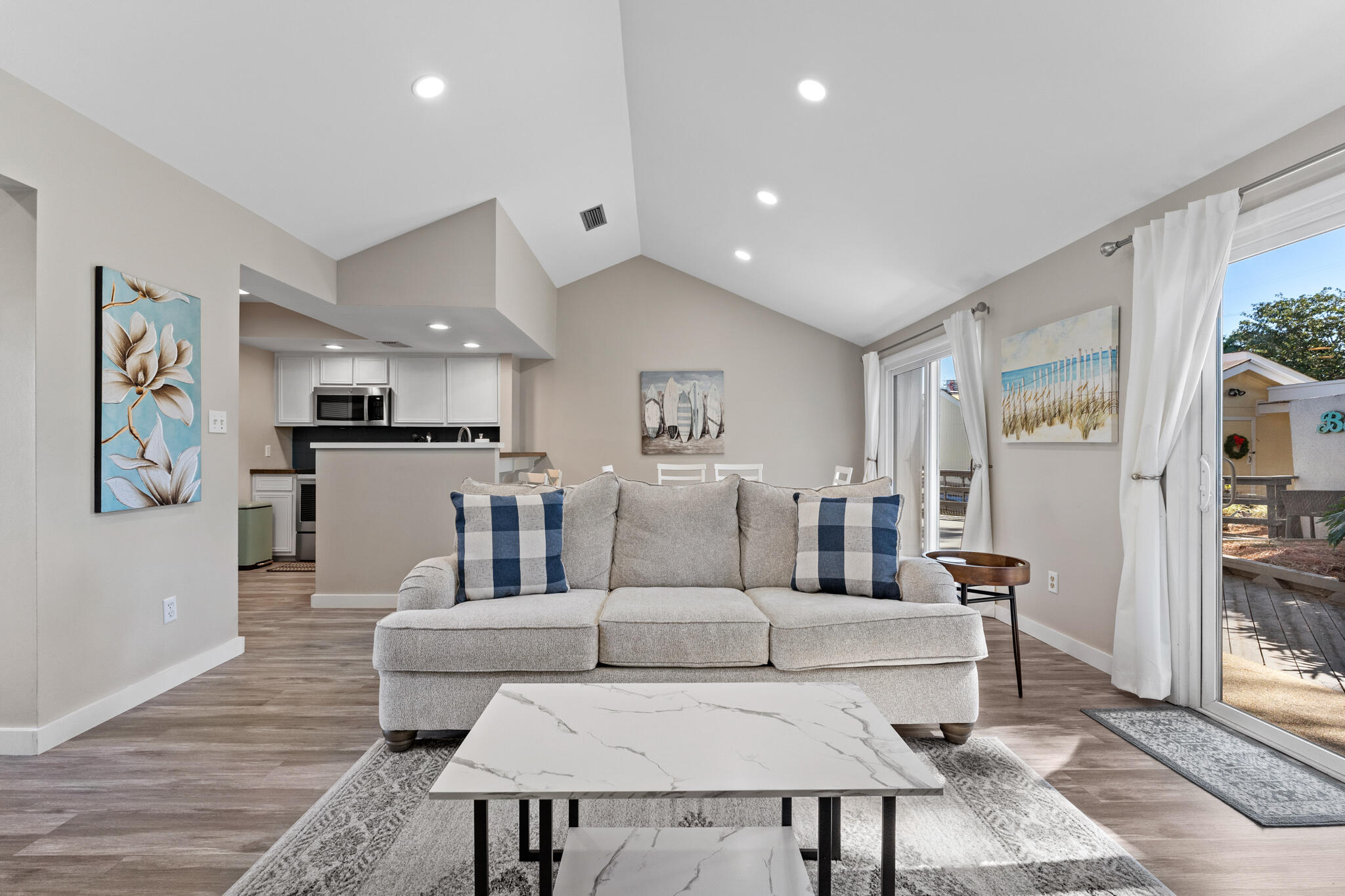 LINKSIDE VILLAGE UNIT 1 - Residential