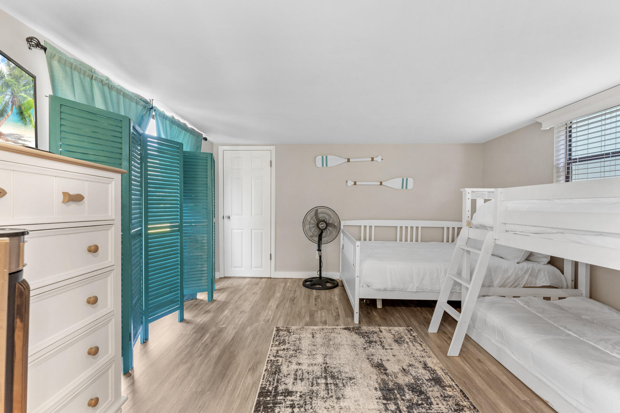 LINKSIDE VILLAGE UNIT 1 - Residential