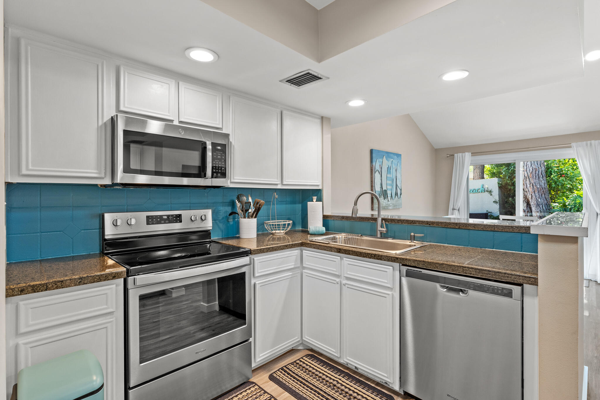 LINKSIDE VILLAGE UNIT 1 - Residential