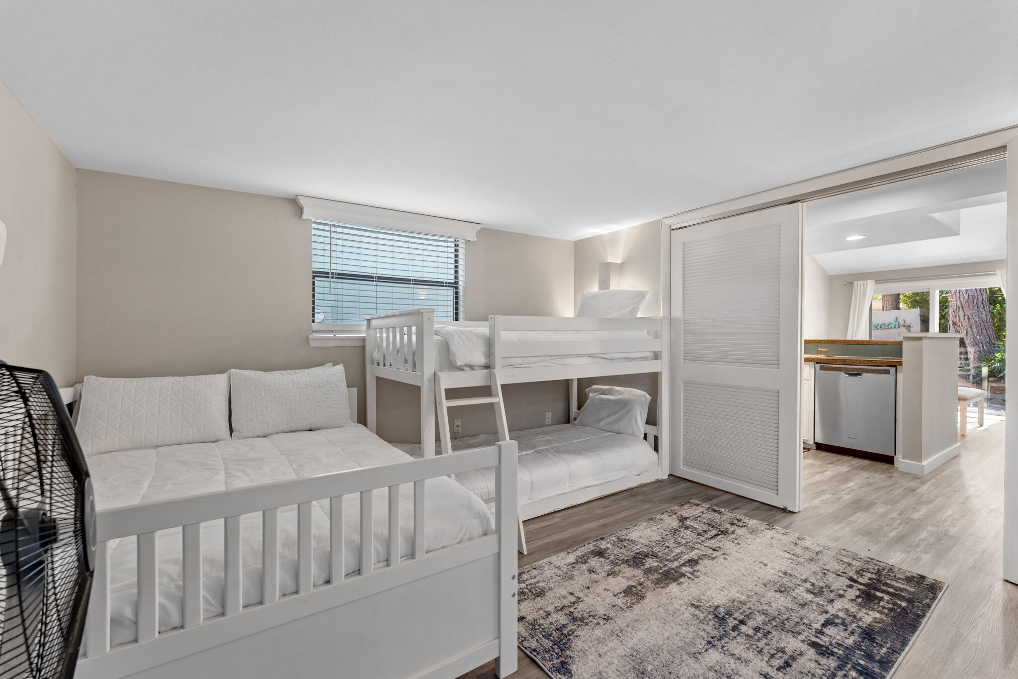 LINKSIDE VILLAGE UNIT 1 - Residential