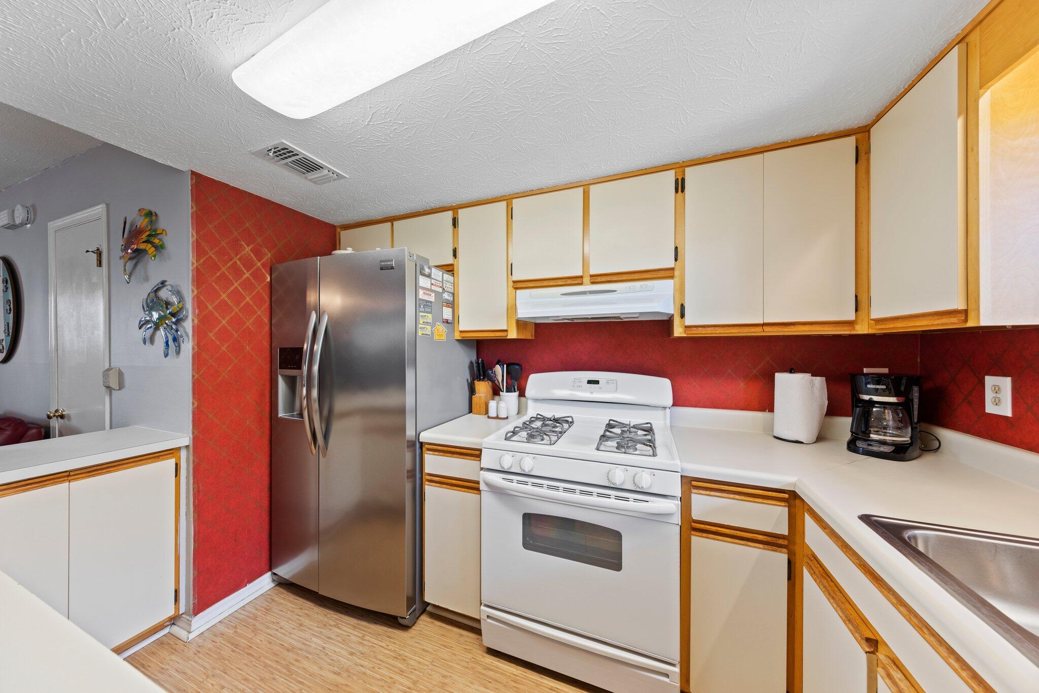 GULF HIGHLAND BEACH RESORT UNREC - Residential