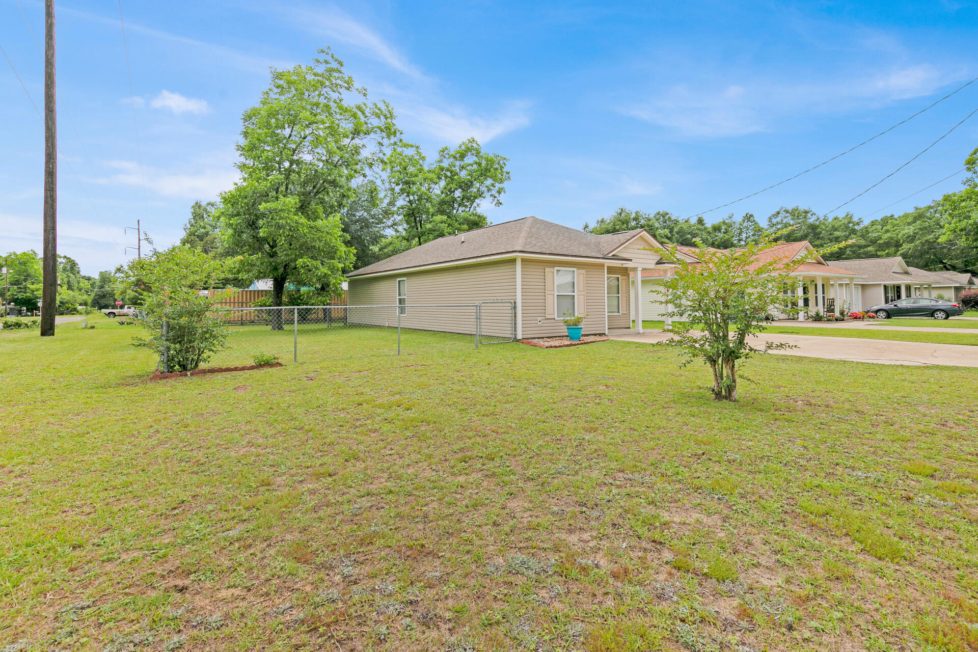 TOWN OF DEFUNIAK SPRINGS - Residential