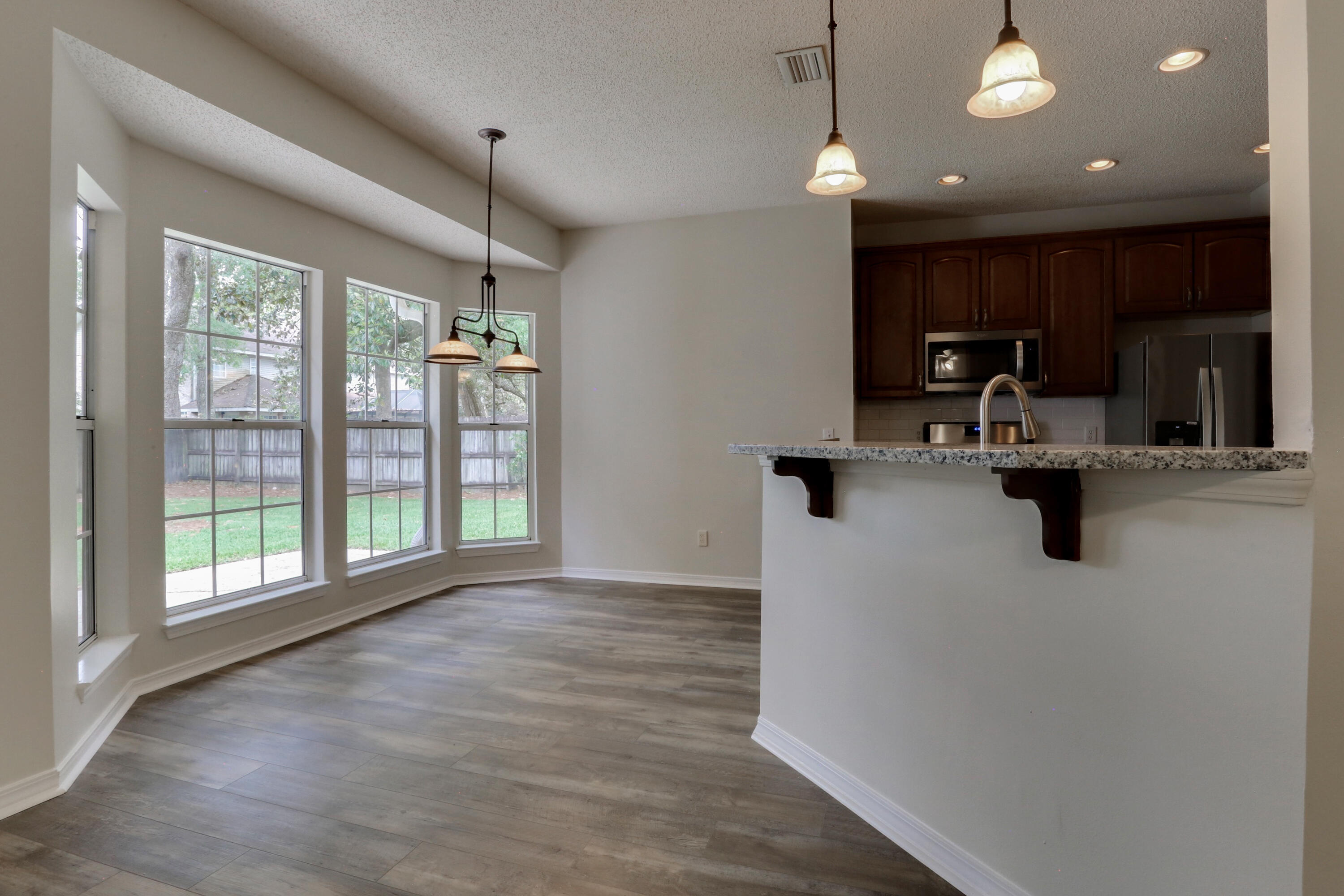 MOSSY OAKS - Residential