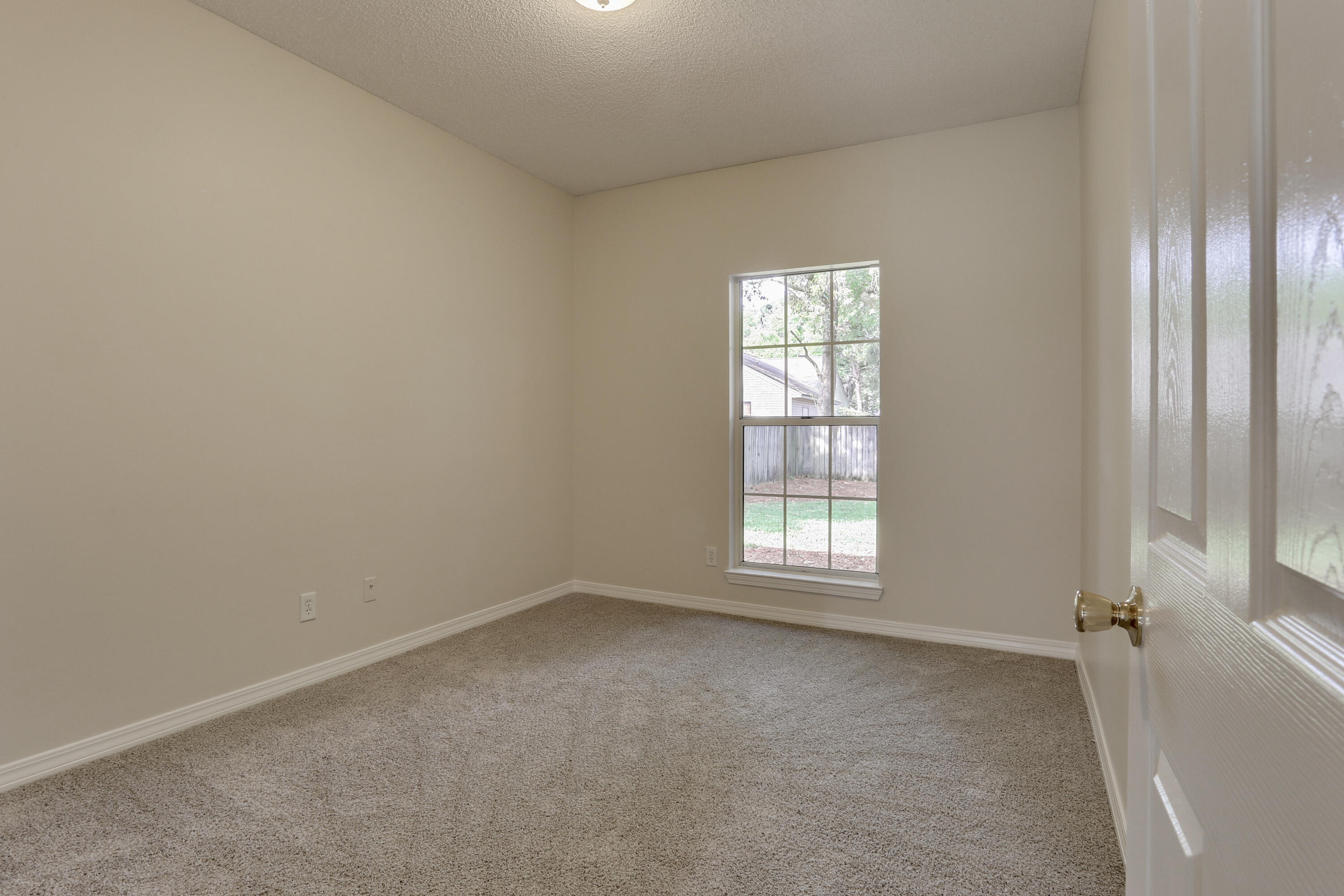 MOSSY OAKS - Residential