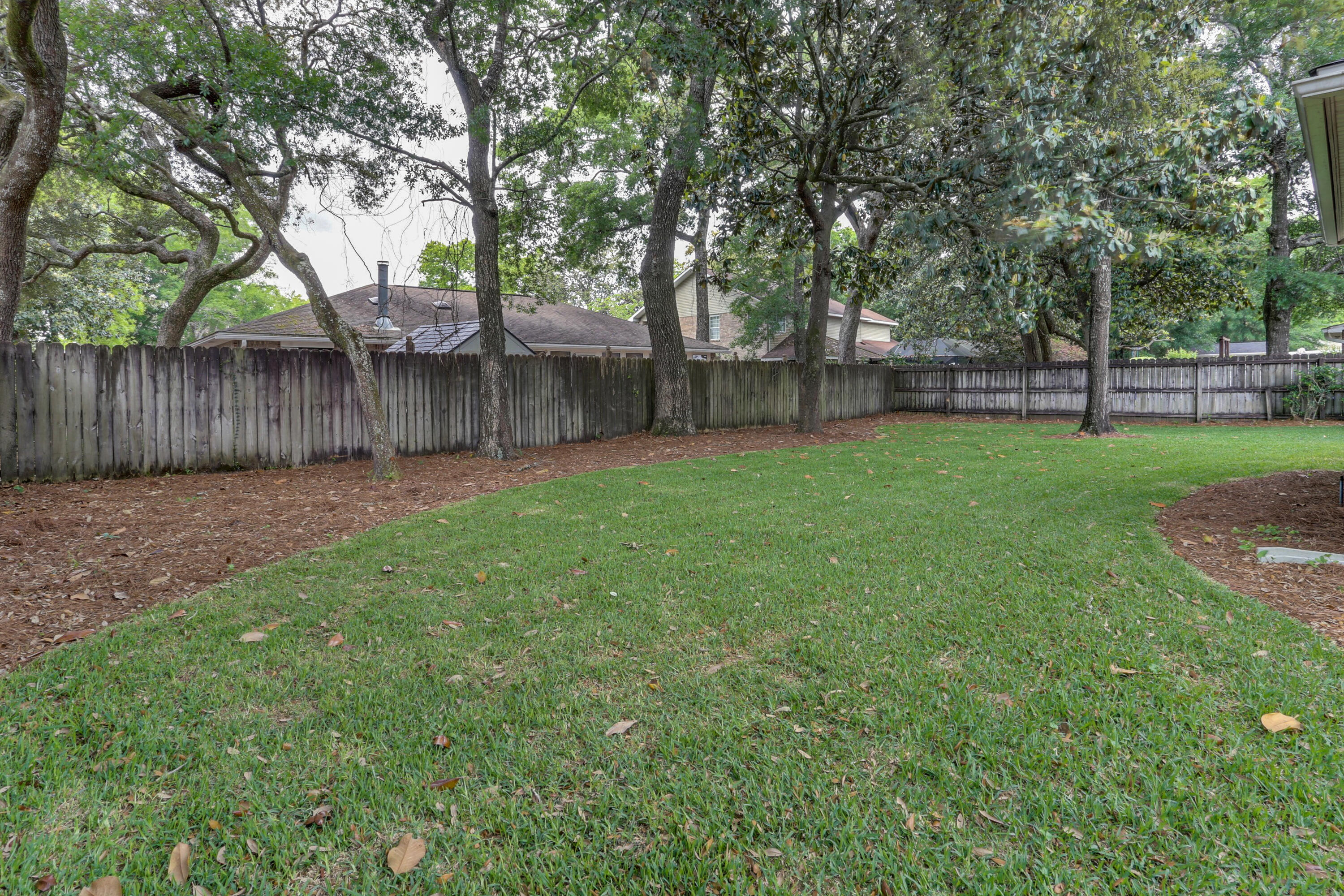 MOSSY OAKS - Residential