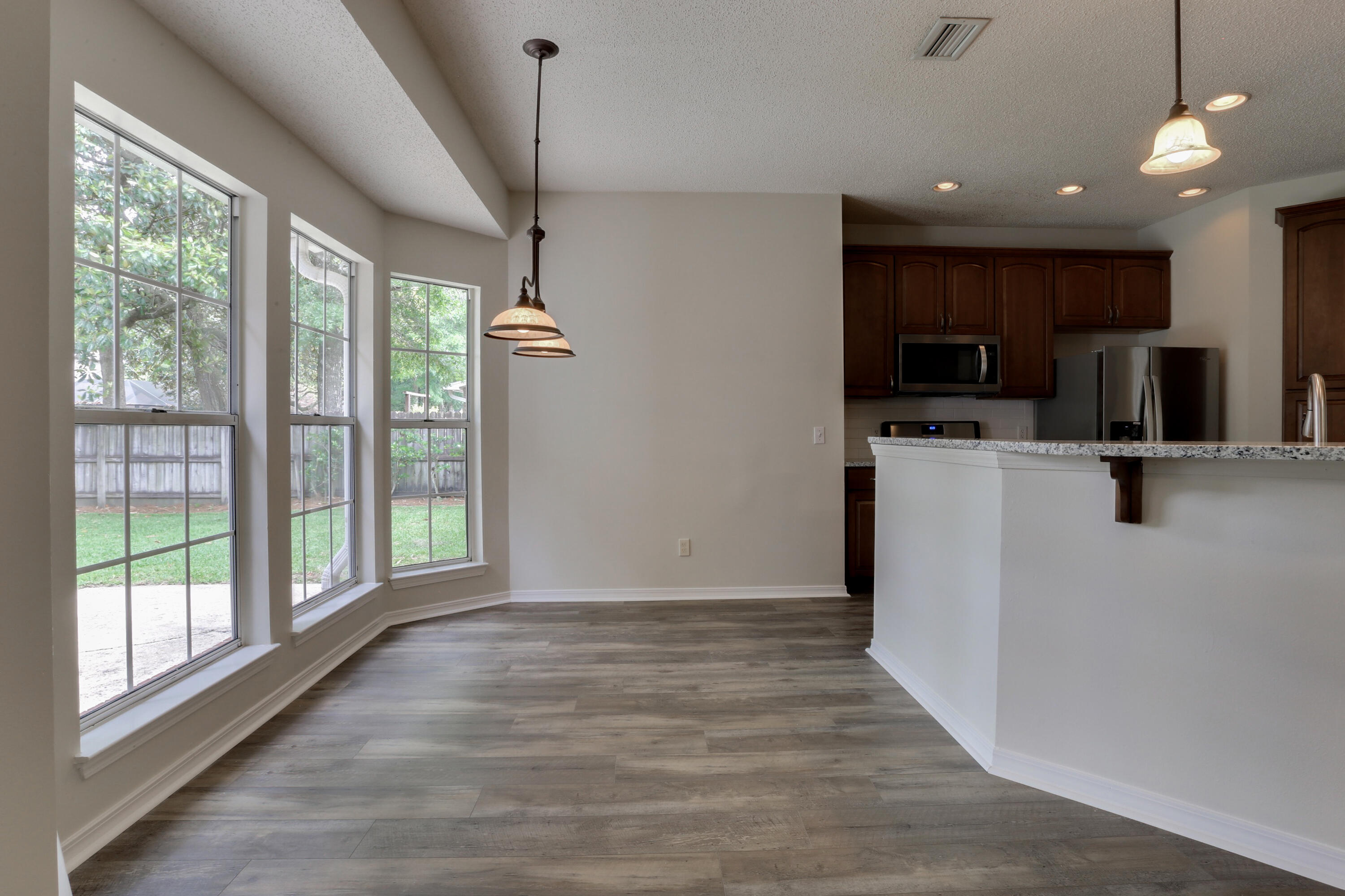 MOSSY OAKS - Residential