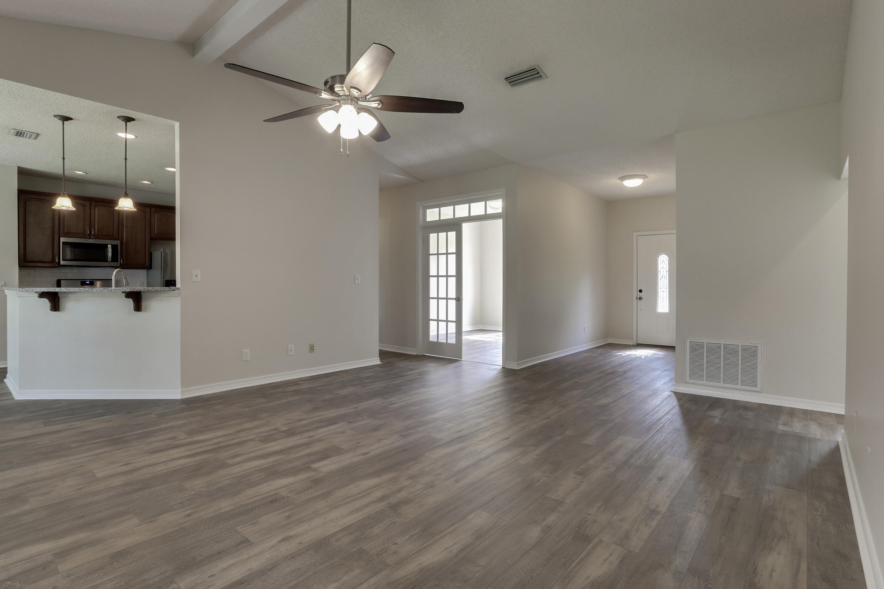 MOSSY OAKS - Residential