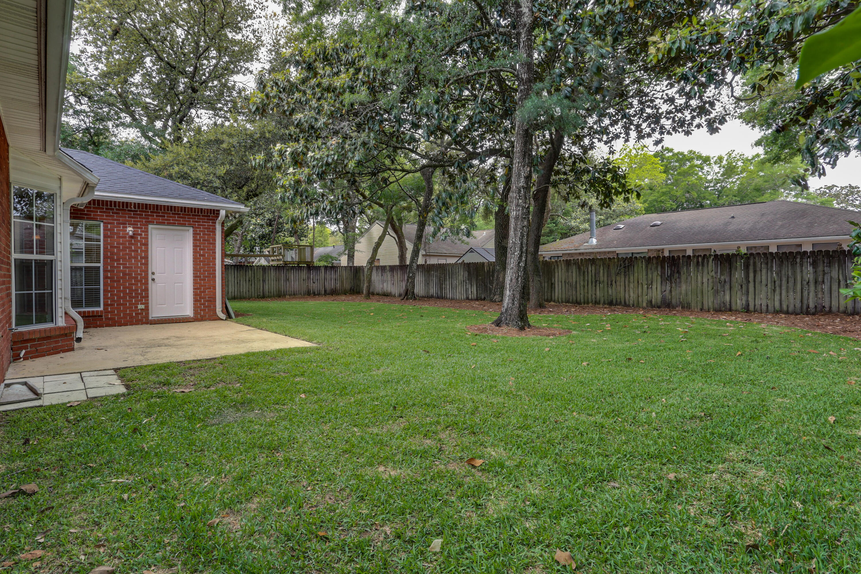 MOSSY OAKS - Residential