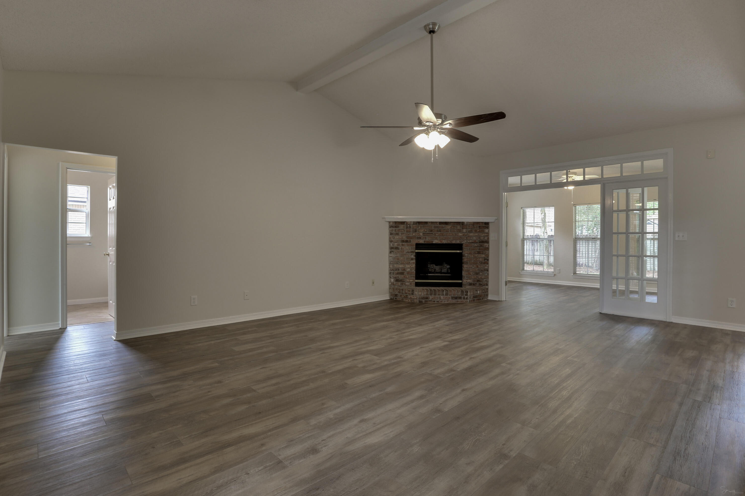 MOSSY OAKS - Residential