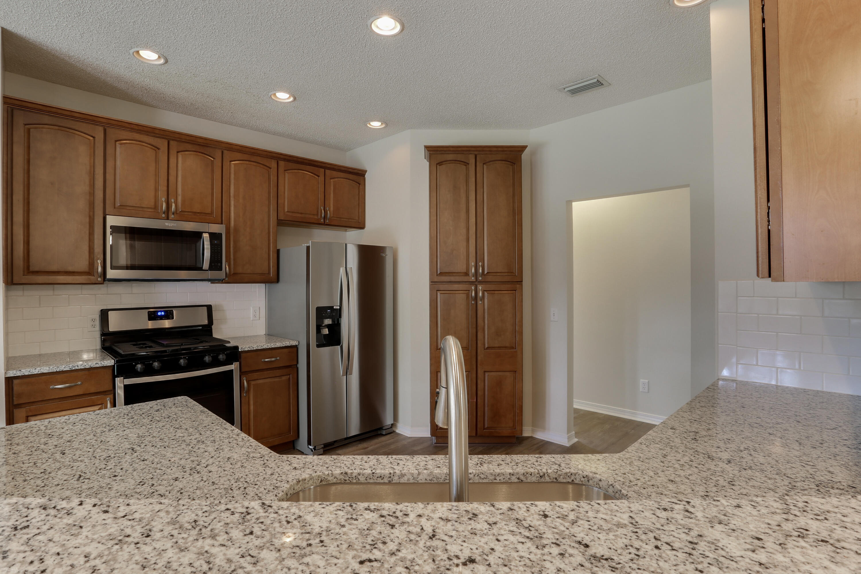 MOSSY OAKS - Residential