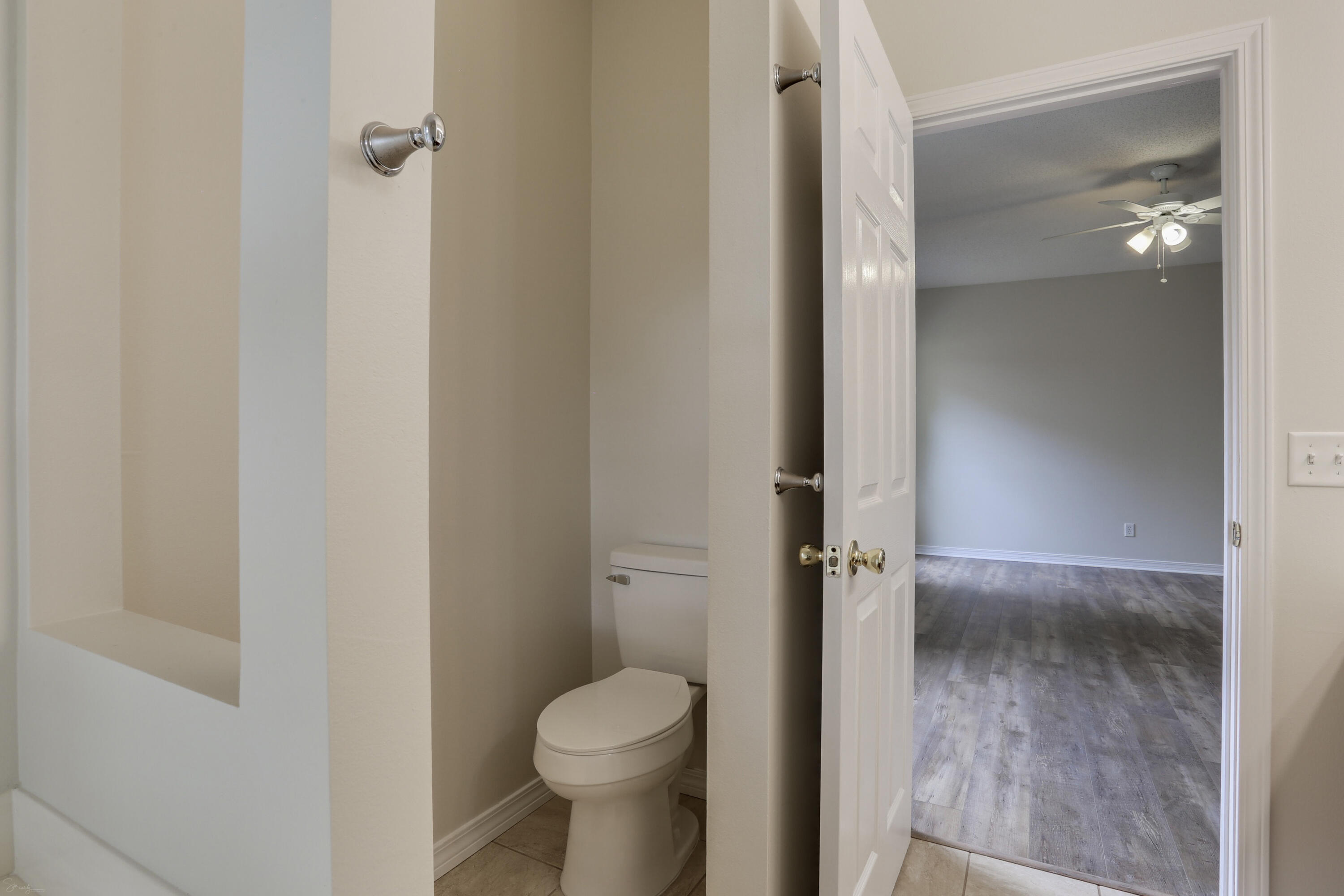 MOSSY OAKS - Residential