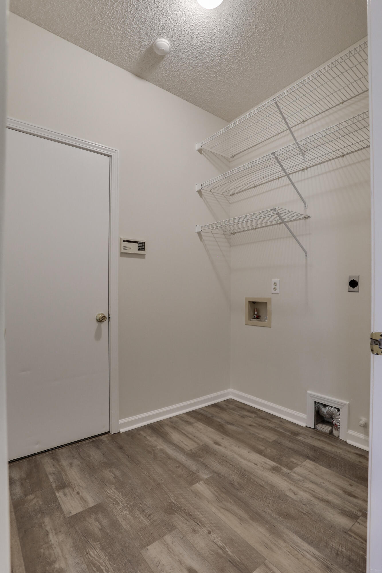 MOSSY OAKS - Residential