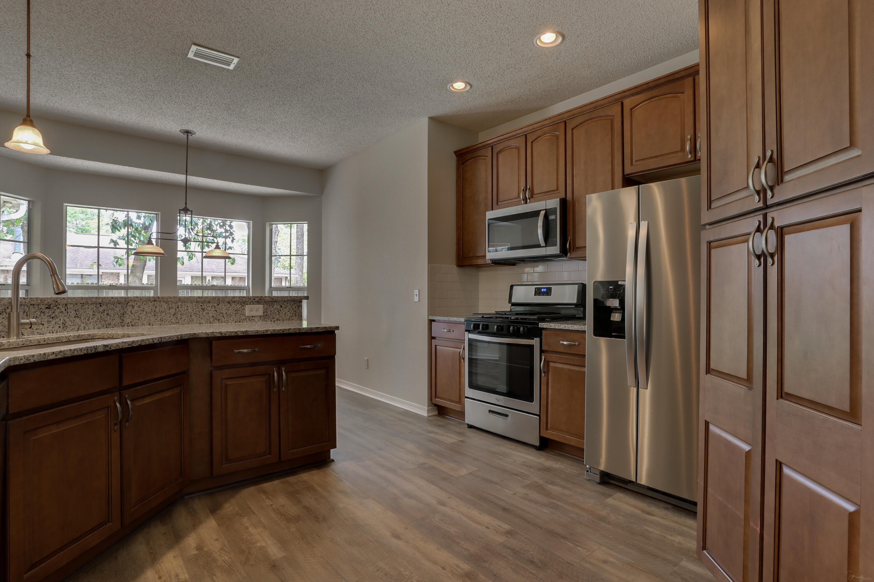 MOSSY OAKS - Residential