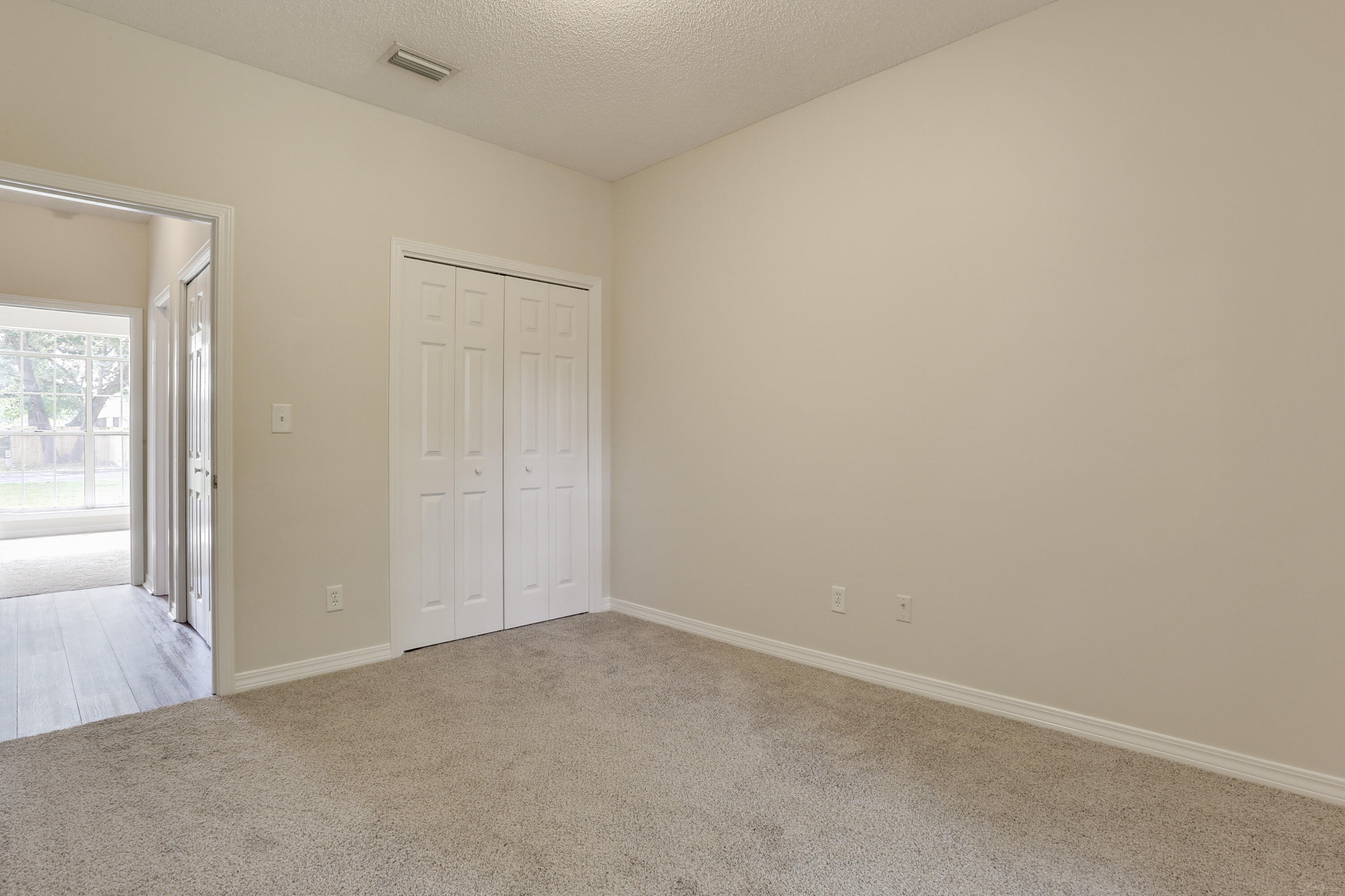 MOSSY OAKS - Residential