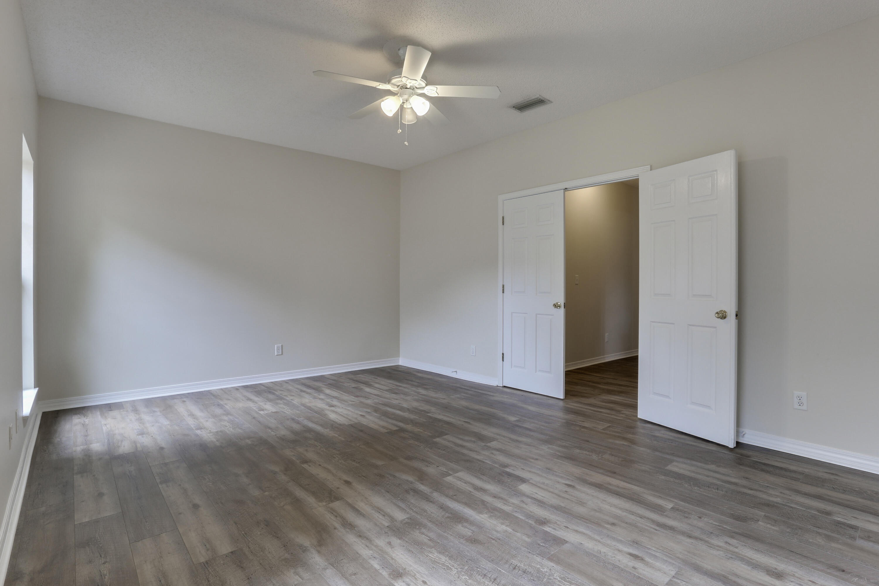 MOSSY OAKS - Residential