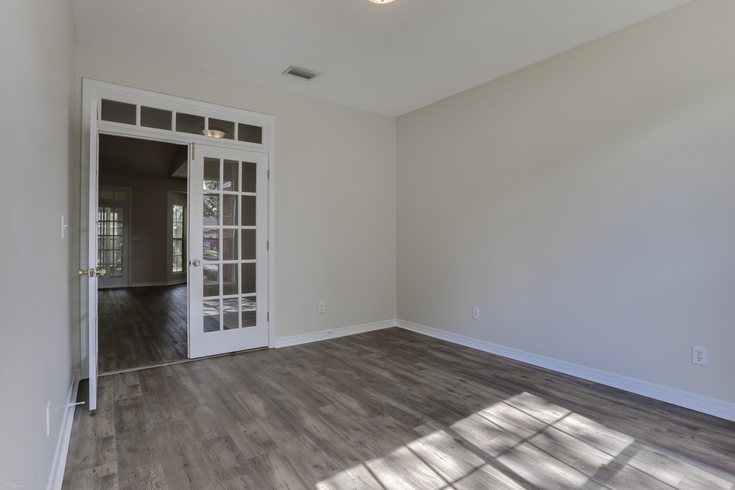 MOSSY OAKS - Residential