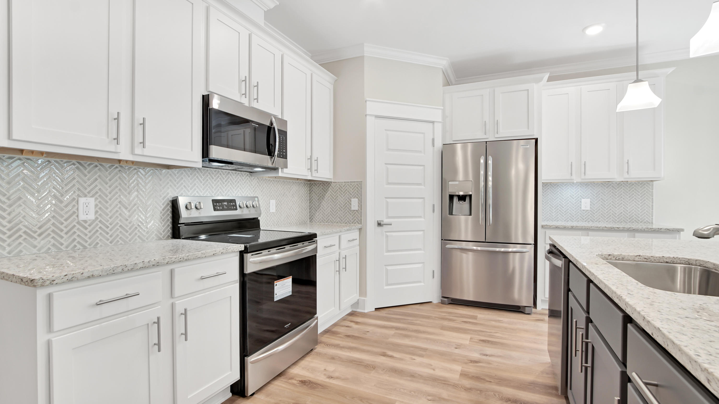 CROSS CREEK SHORES - Residential