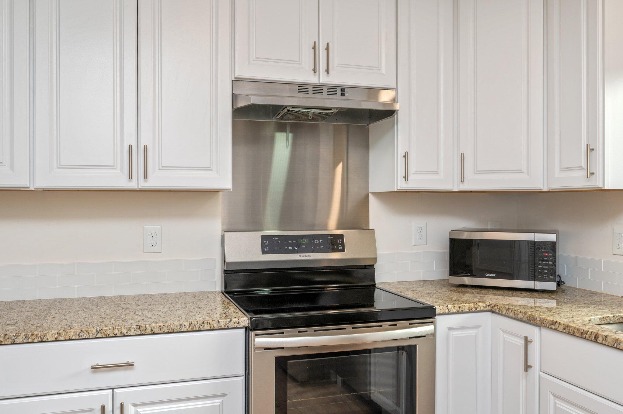 PINECREST HILLS - Residential Lease