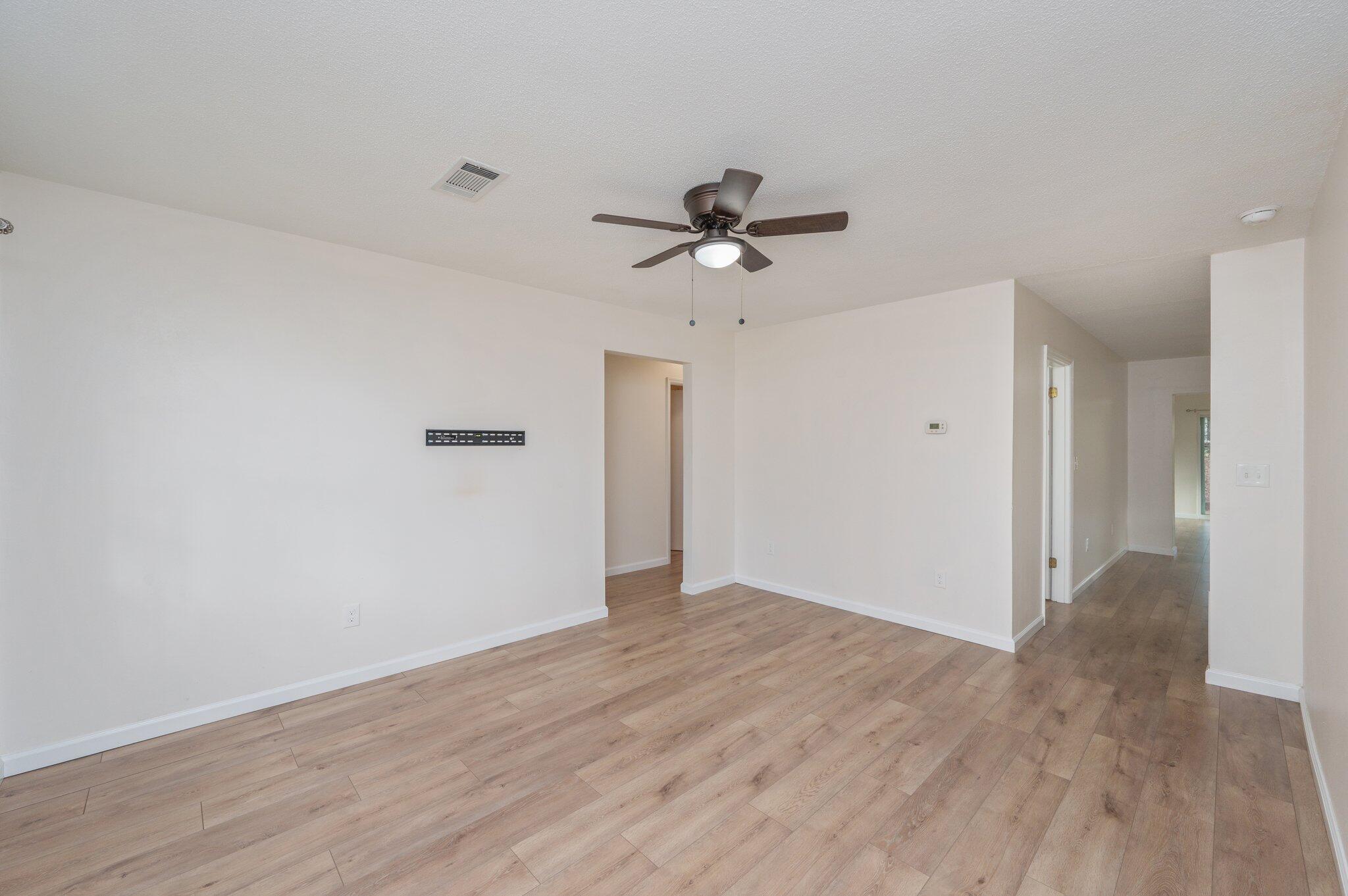 PINECREST HILLS - Residential Lease