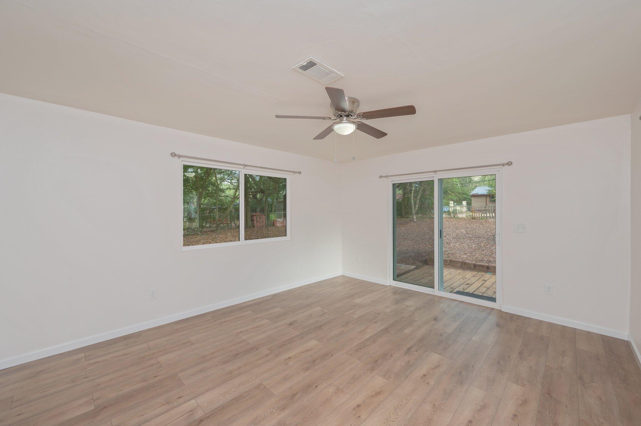 PINECREST HILLS - Residential Lease