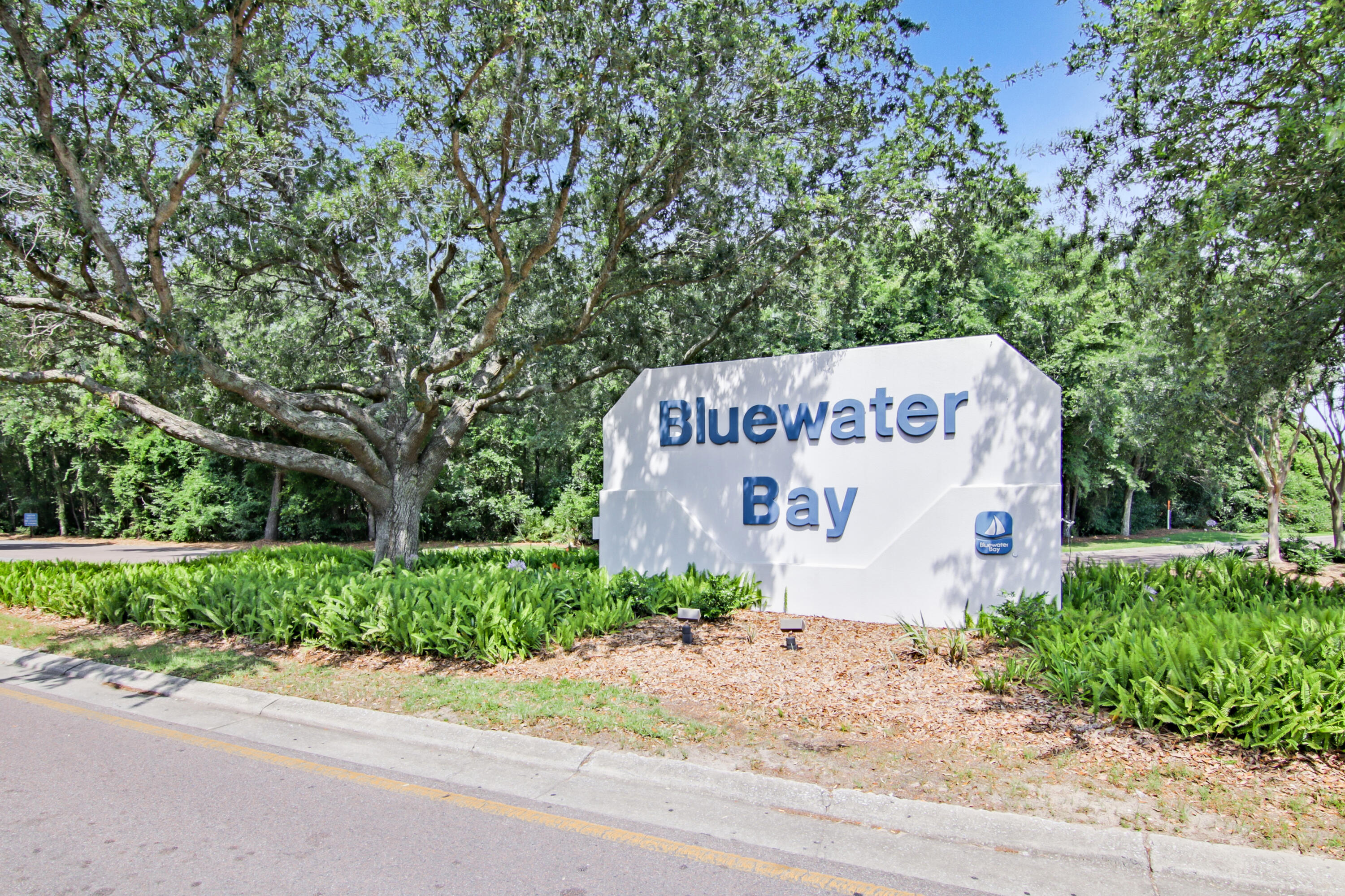 GOLF VILLAS AT BLUEWATER BAY - Residential