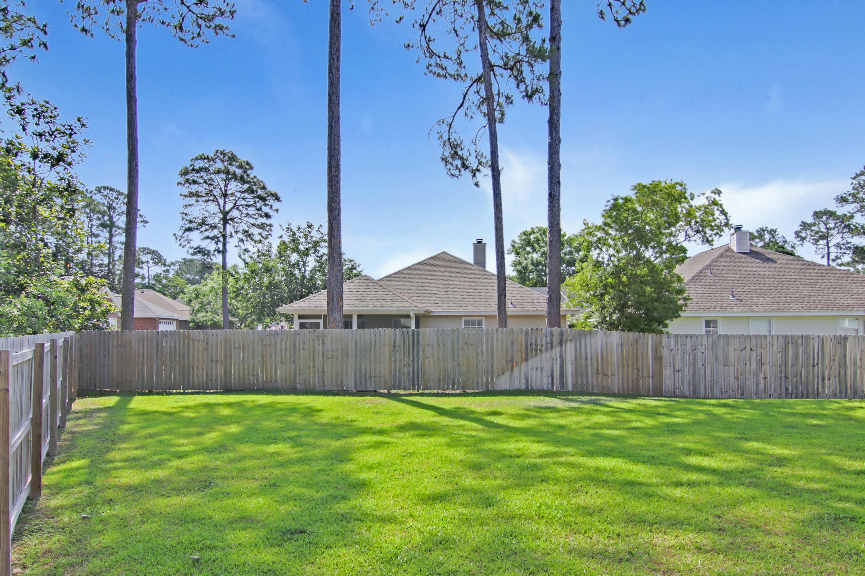 GOLF VILLAS AT BLUEWATER BAY - Residential