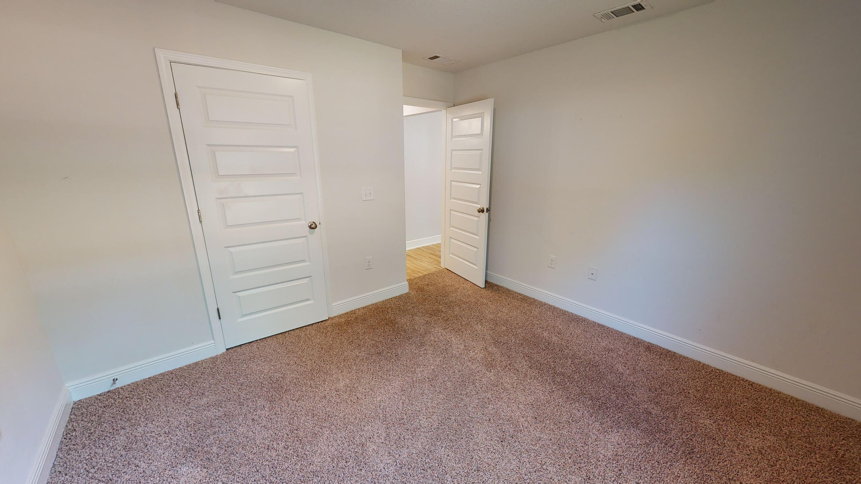 HERITAGE OAKS - Residential