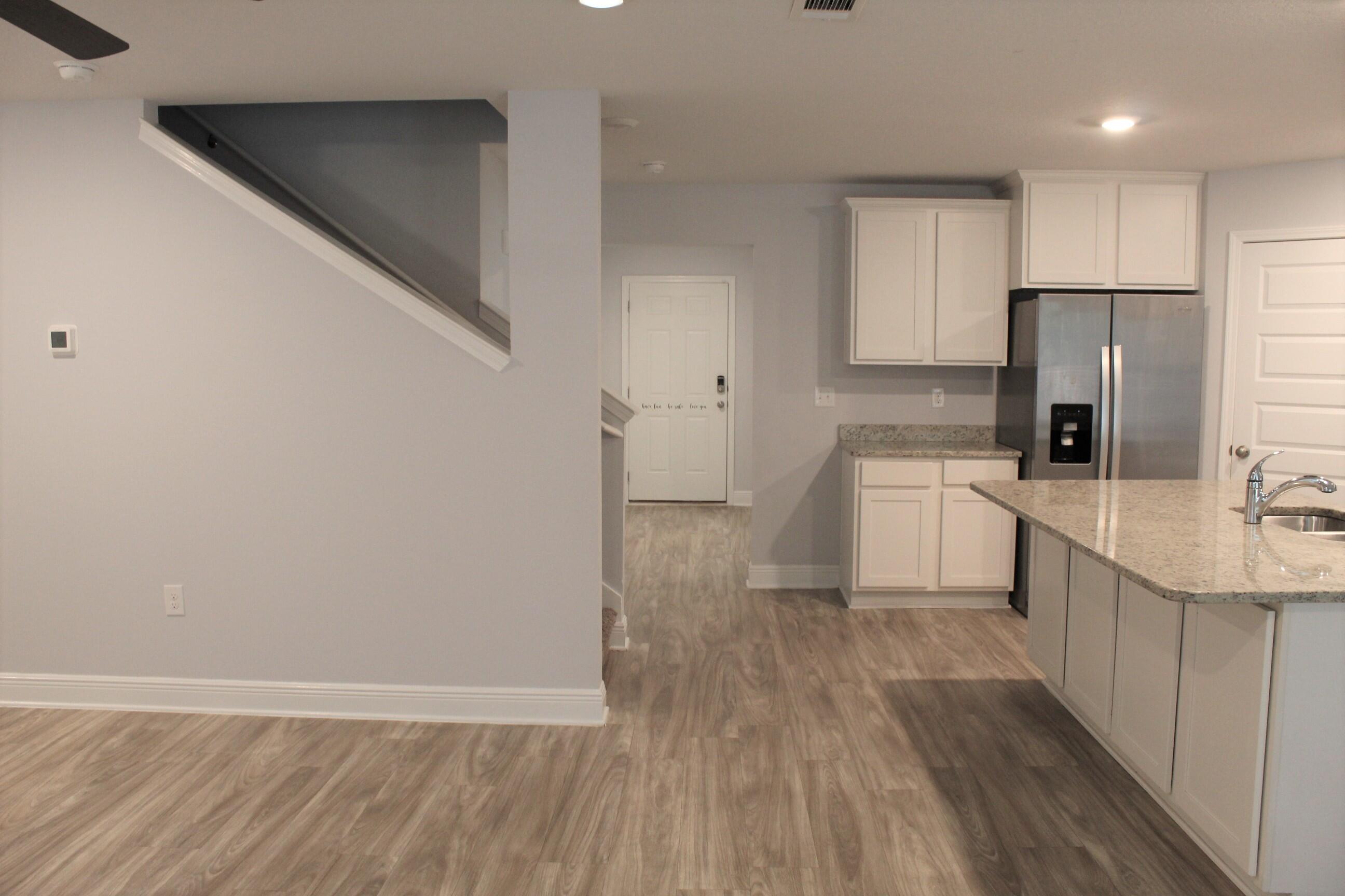 HERITAGE OAKS - Residential