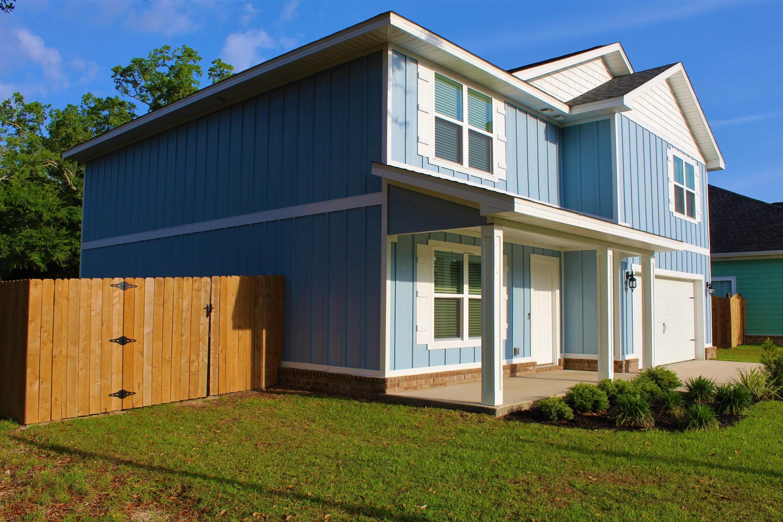 HERITAGE OAKS - Residential