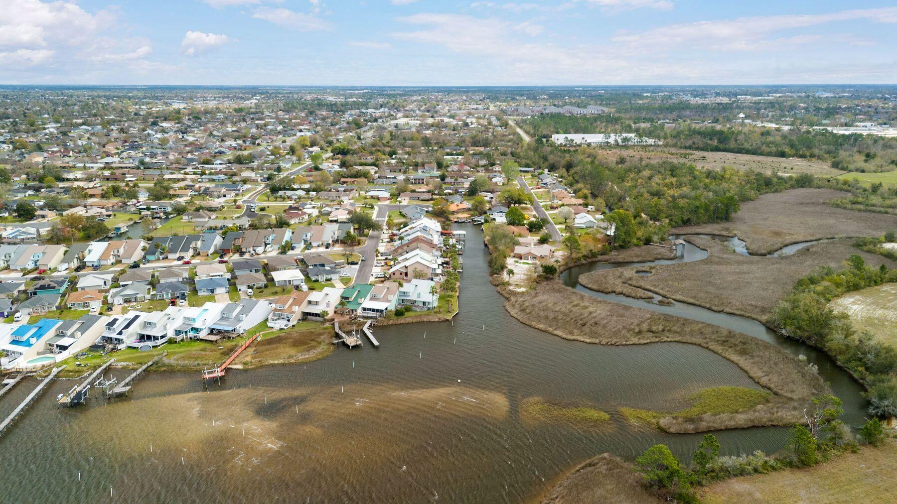 VENETIAN VILLA - Residential
