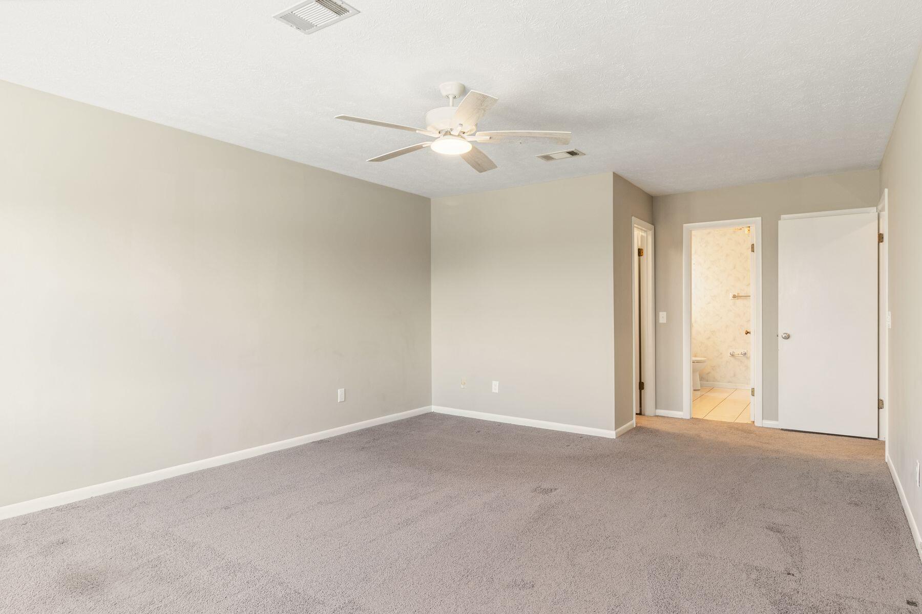 VENETIAN VILLA - Residential