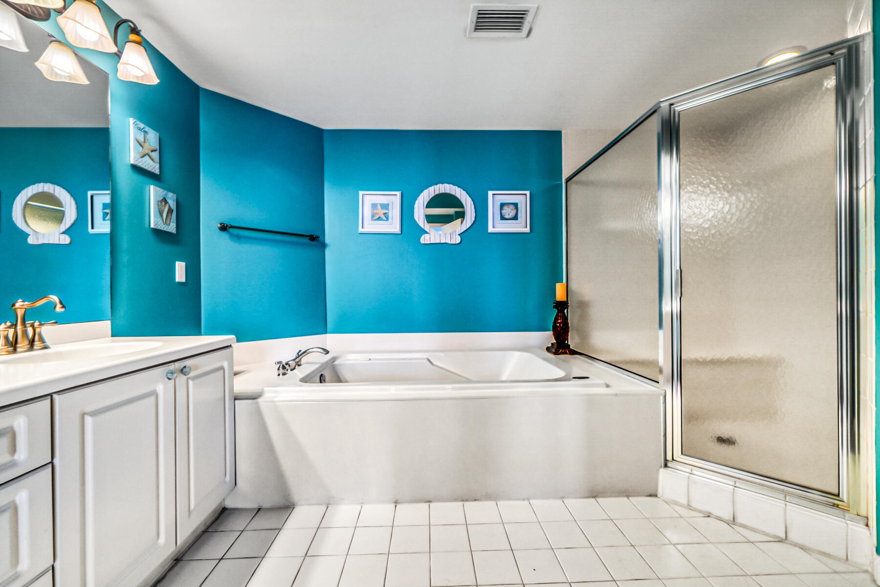 ST. MAARTEN AT SILVER SHELLS - Residential