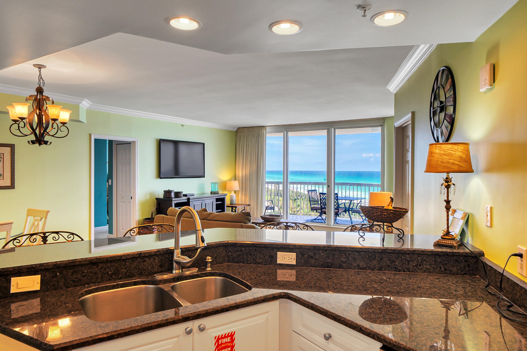 ST. MAARTEN AT SILVER SHELLS - Residential